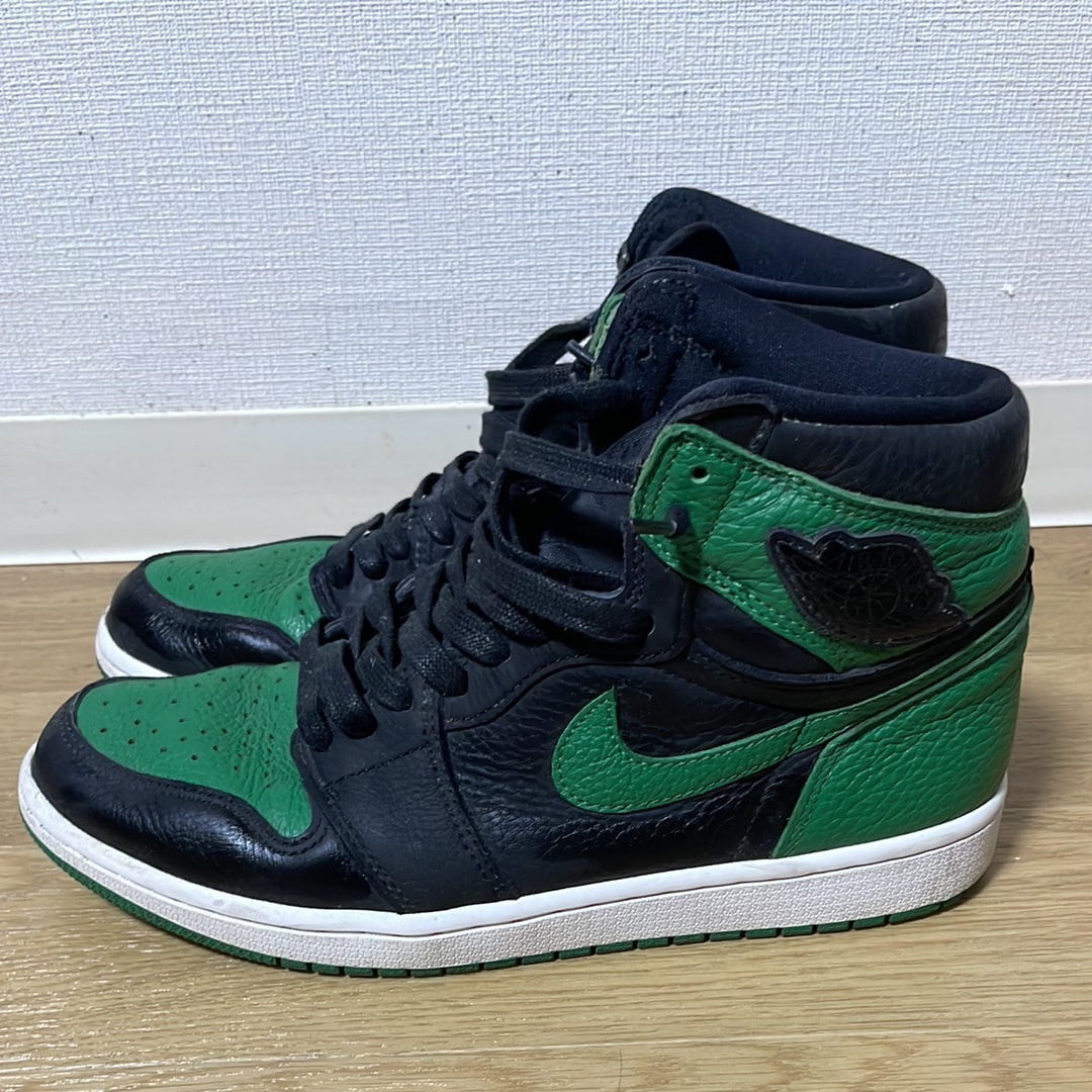 Nike Air Jordan 1 Retro High OG "Black/Pine Green" (2020)