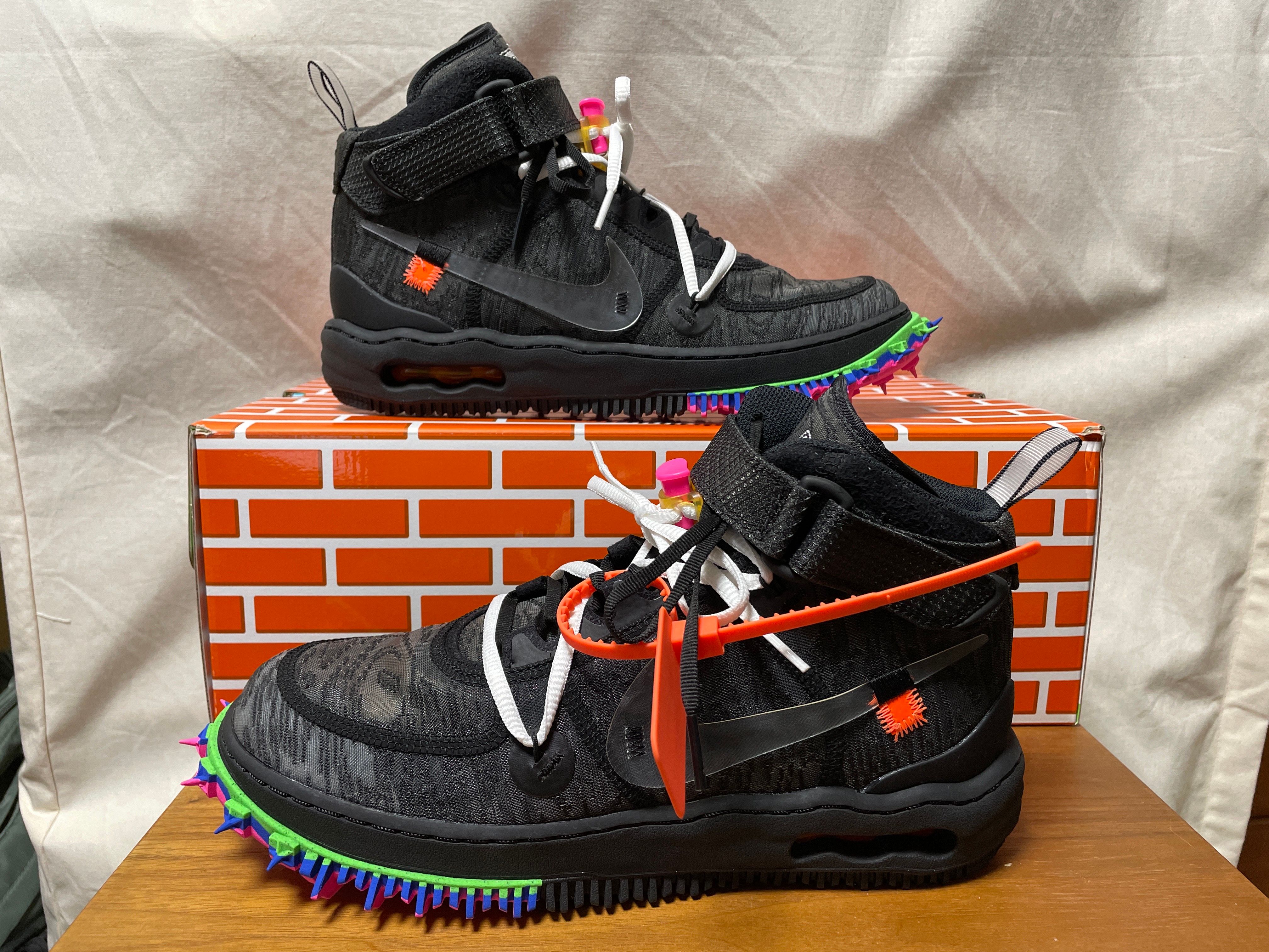 Off-White × Nike Air Force 1 Mid "Black"