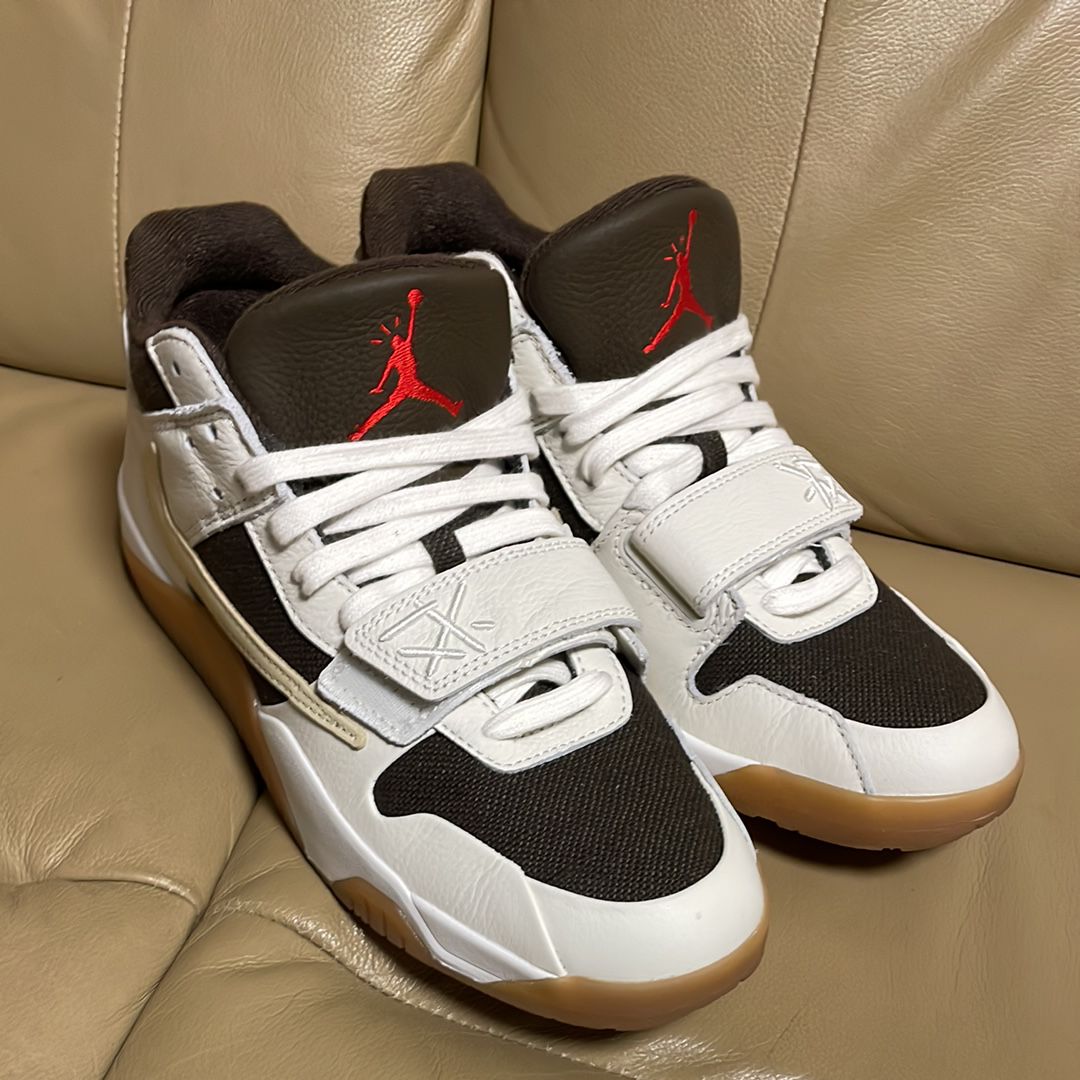 Travis Scott × Nike Jordan Jumpman Jack TR "Sail and Dark Mocha"