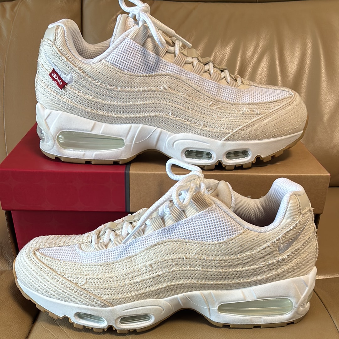 Levi's × Nike Air Max 95 OG "Denim White"
