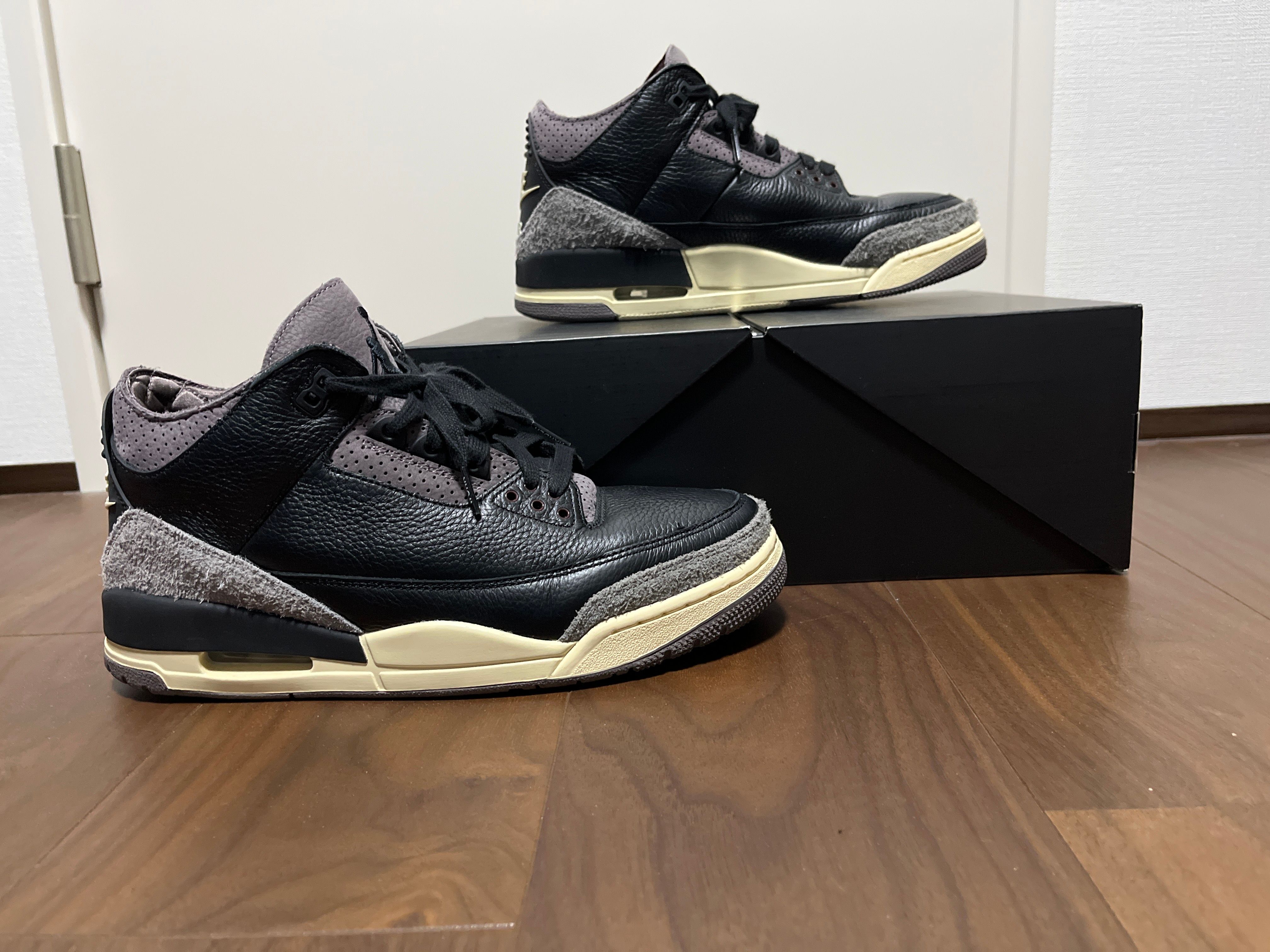 A Ma Maniere × Nike Women's Air Jordan 3 Retro OG SP "Black and Flat Pewter/WYWS"