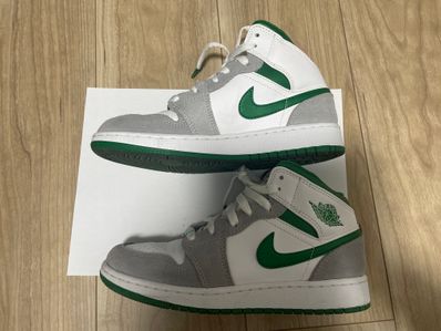 Nike GS Air Jordan 1 Mid SE