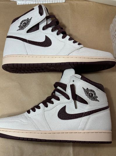 A Ma Maniere × Nike Air Jordan 1 Retro High OG "Sail and Burgundy"