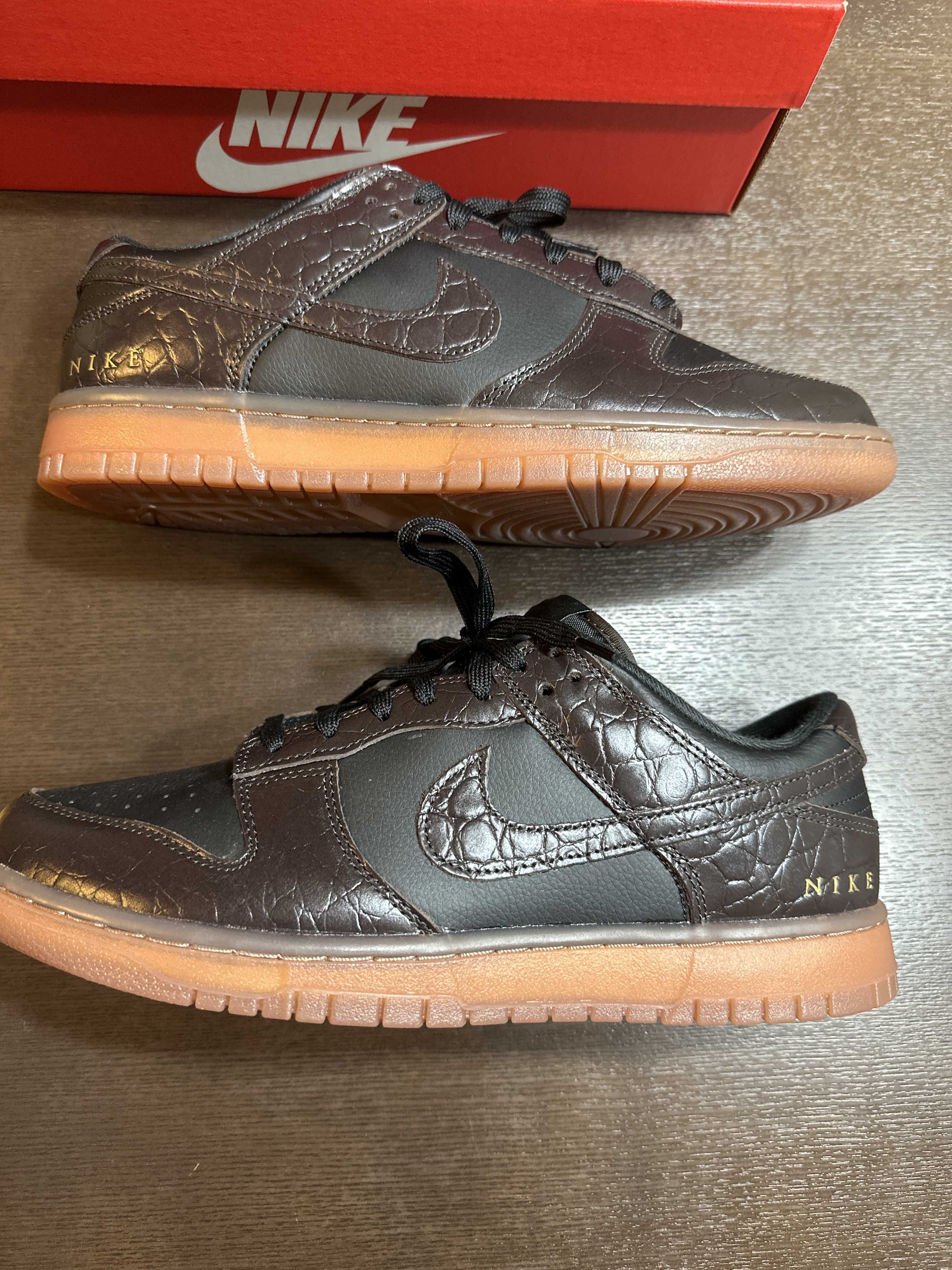 Nike Dunk Low "Velvet Brown and Black"