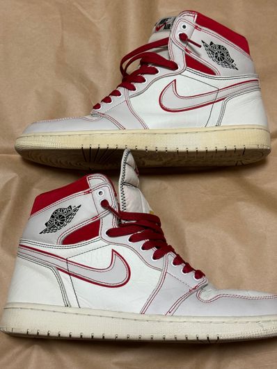 Nike Air Jordan 1 Retro High OG "Sail/University Red"