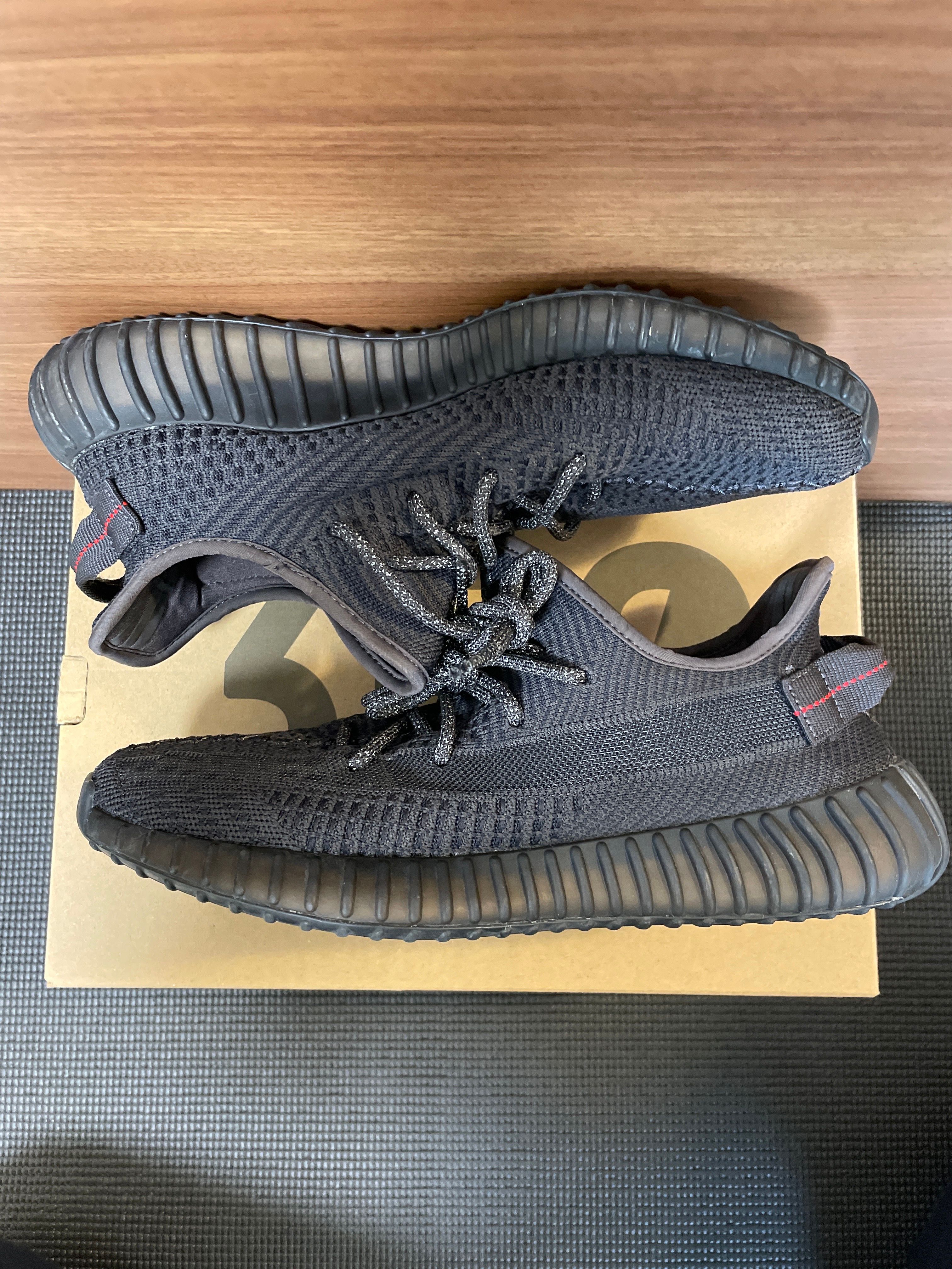 adidas YEEZY Boost 350 V2 "Black"