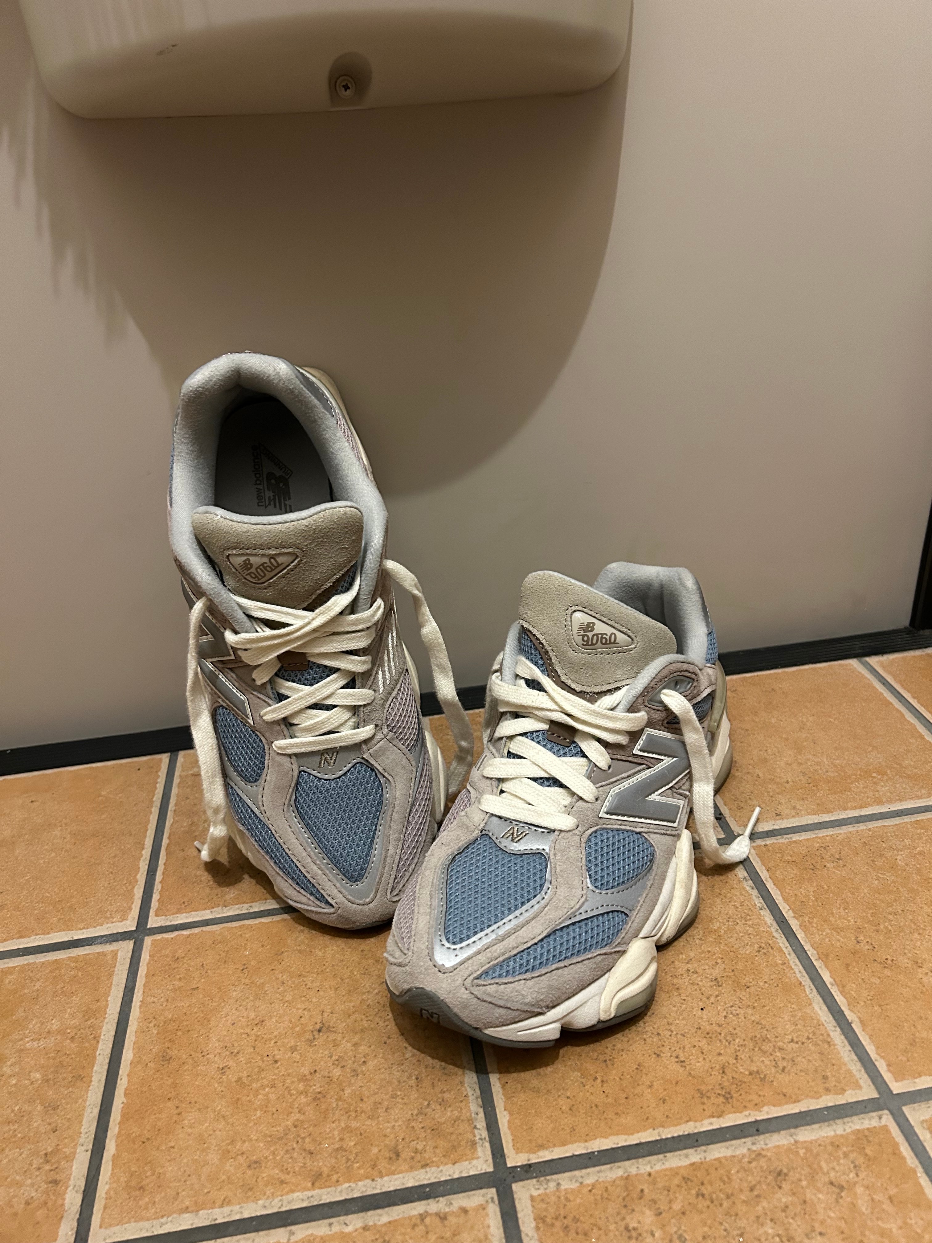 ニューバランス 9060 "ベージュ/グレー"