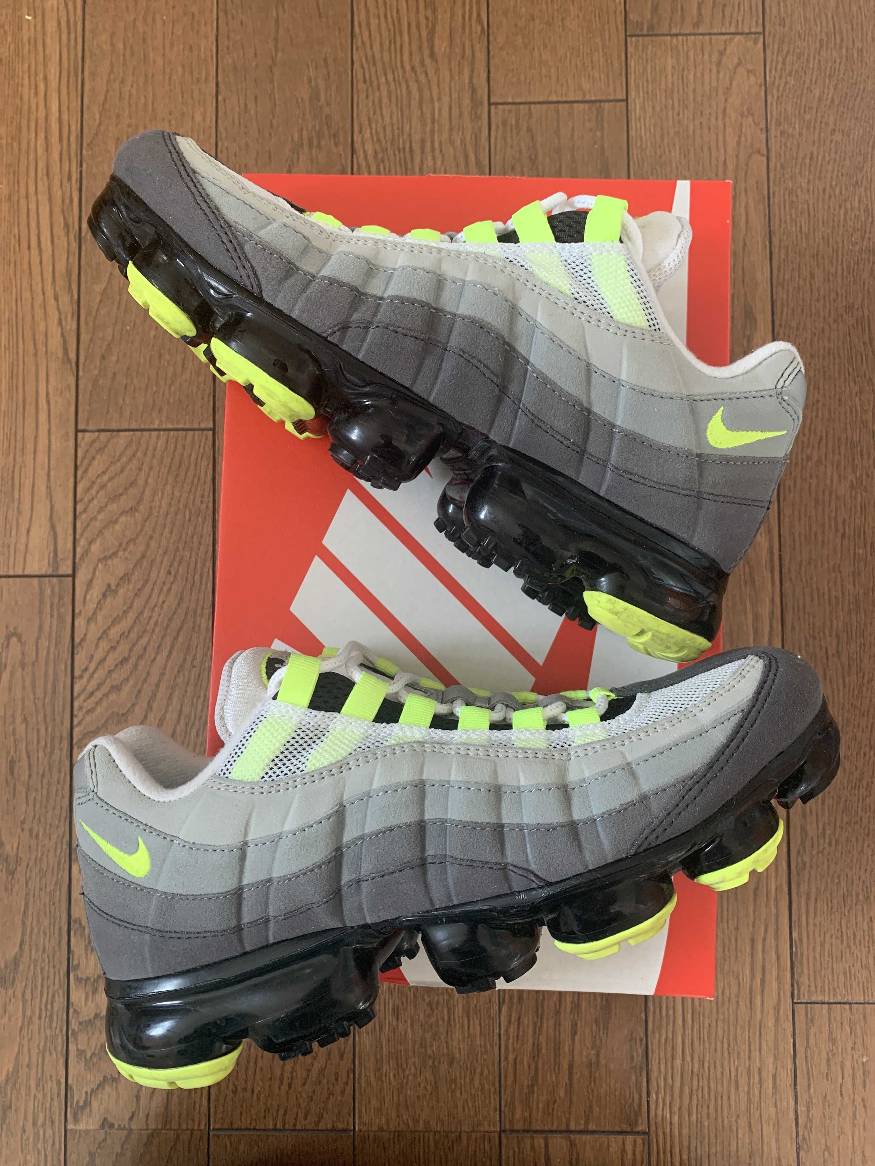 Nike Air Vapormax 95 "Neon"