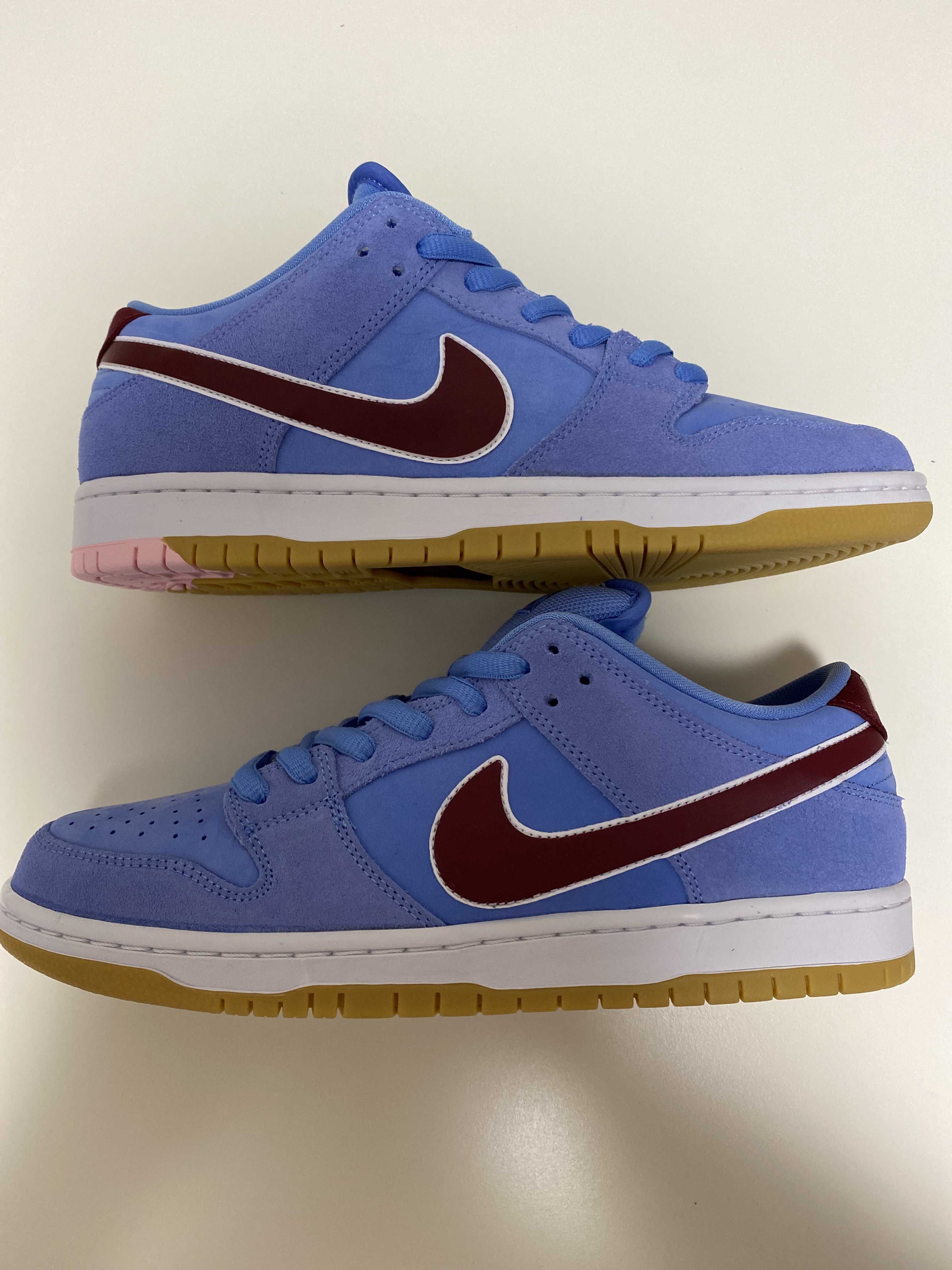 Nike SB Dunk Low Pro "Philadelphia Phillies/Valor Blue and Team Maroon"