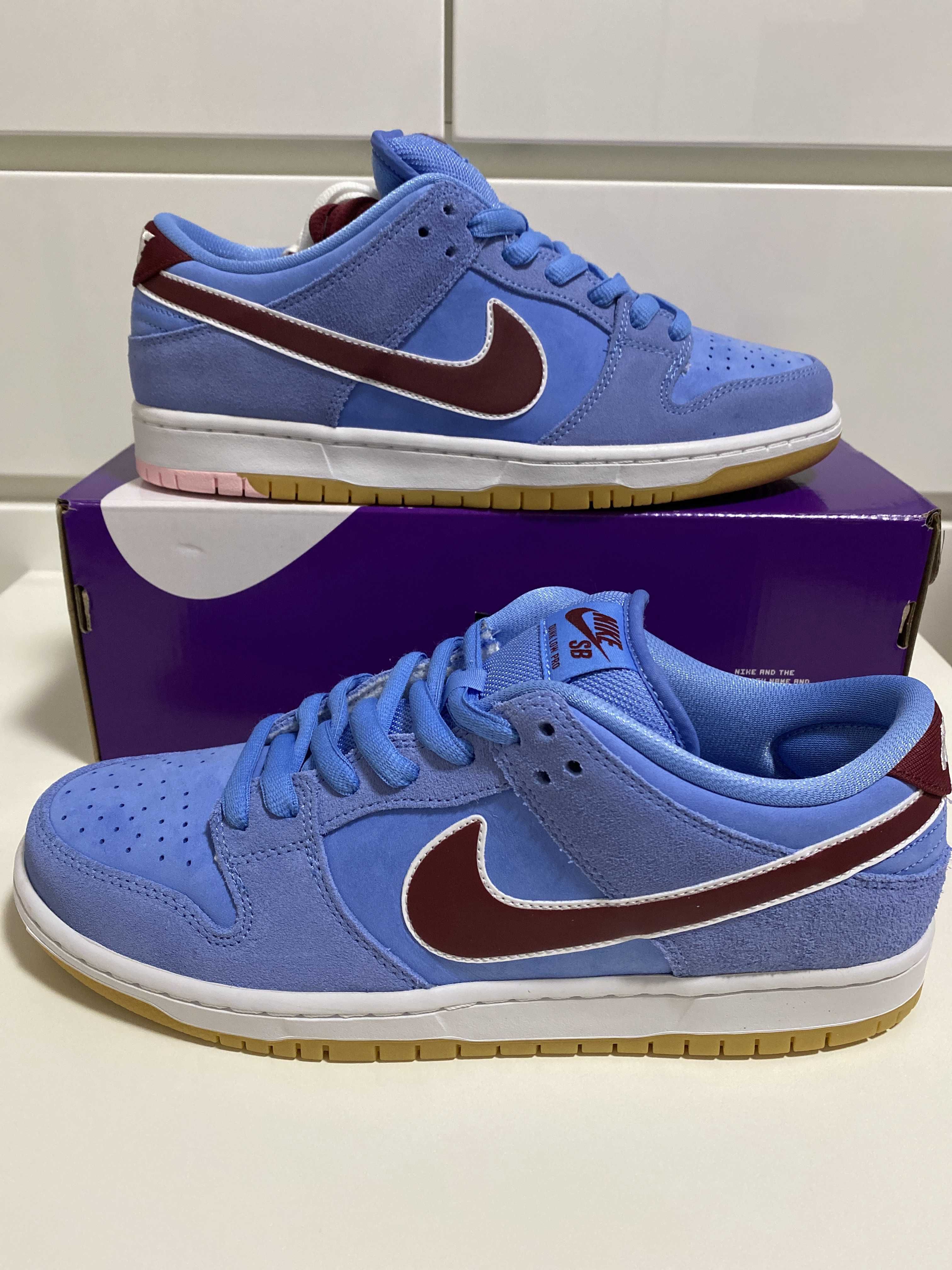 Nike SB Dunk Low Pro "Philadelphia Phillies/Valor Blue and Team Maroon"