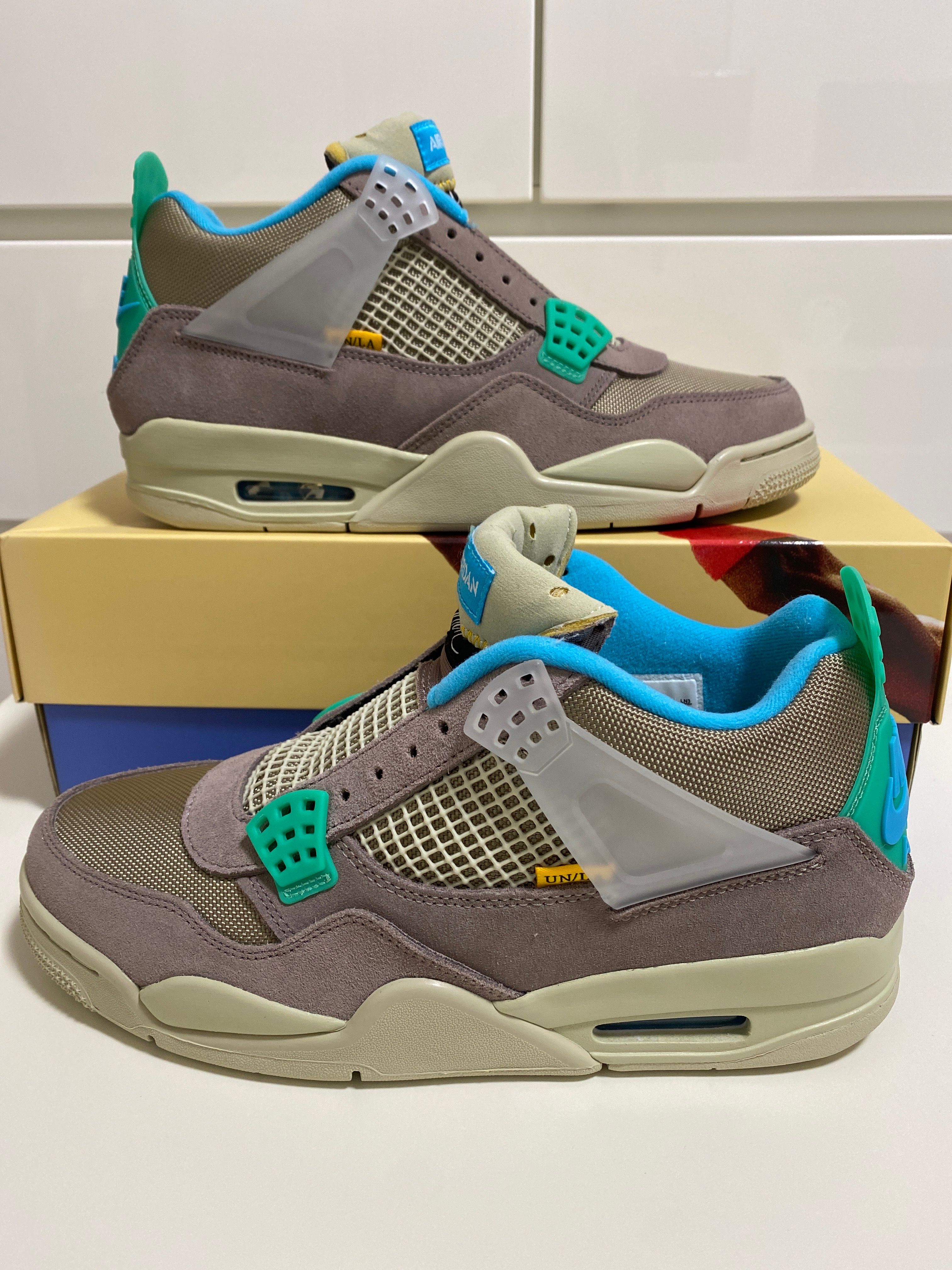 UNION × NIKE AIR JORDAN 4 SP "TAUPE HAZE"