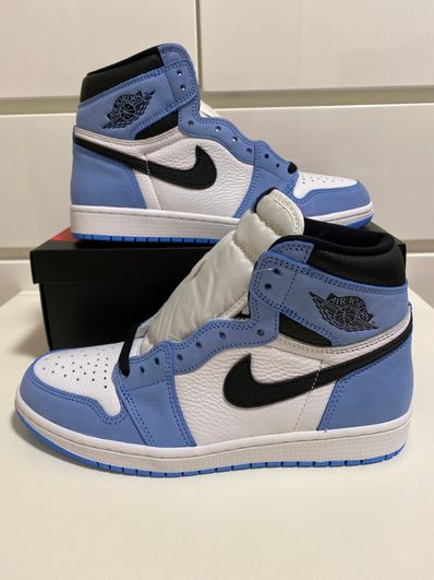 Nike Air Jordan 1 High OG "University Blue"