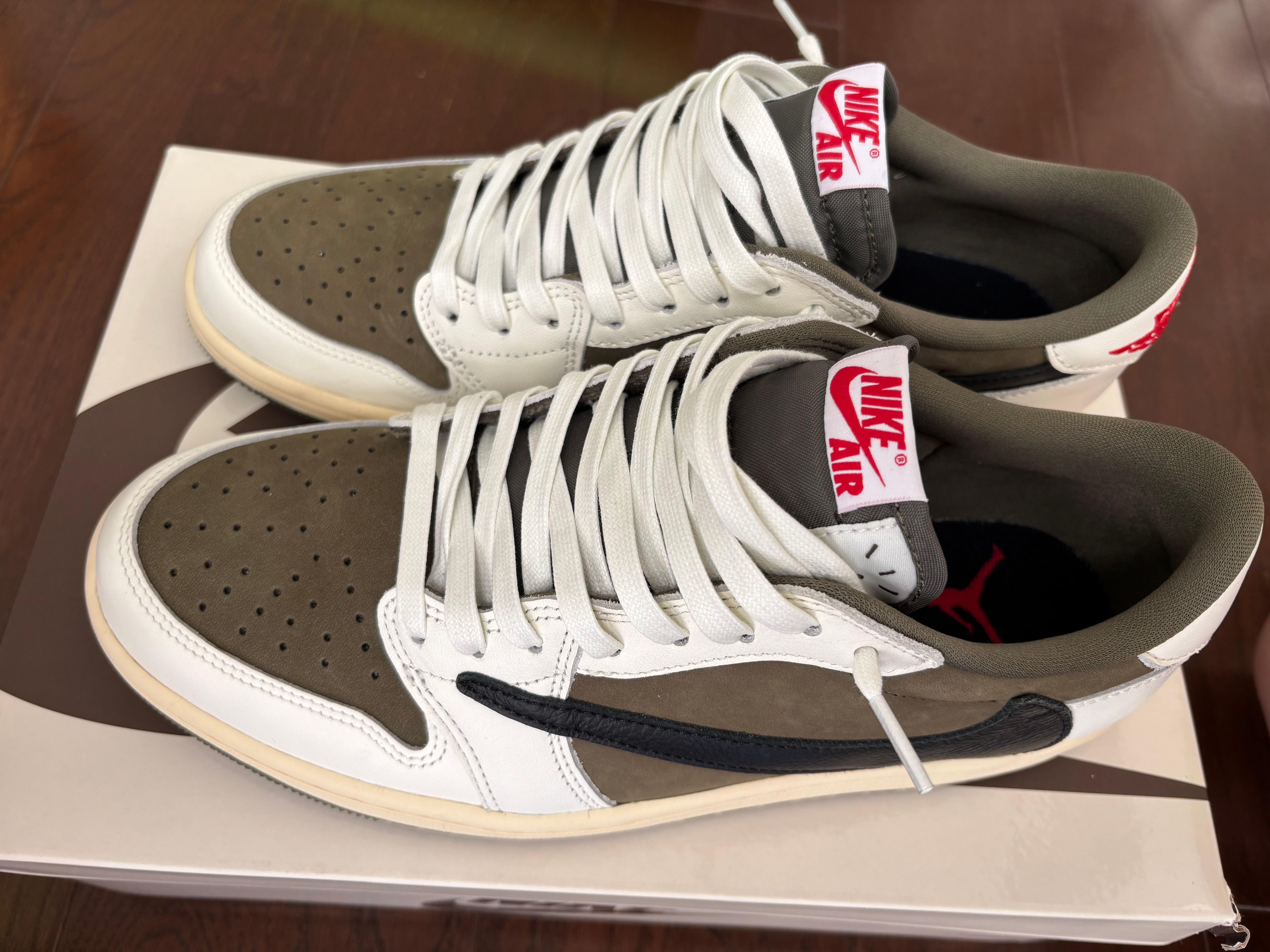 Travis Scott × Nike Air Jordan 1 Low OG SP "Reverse Olive"