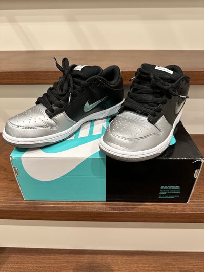 Supreme × Nike Dunk Low "Metallic Silver/Black"