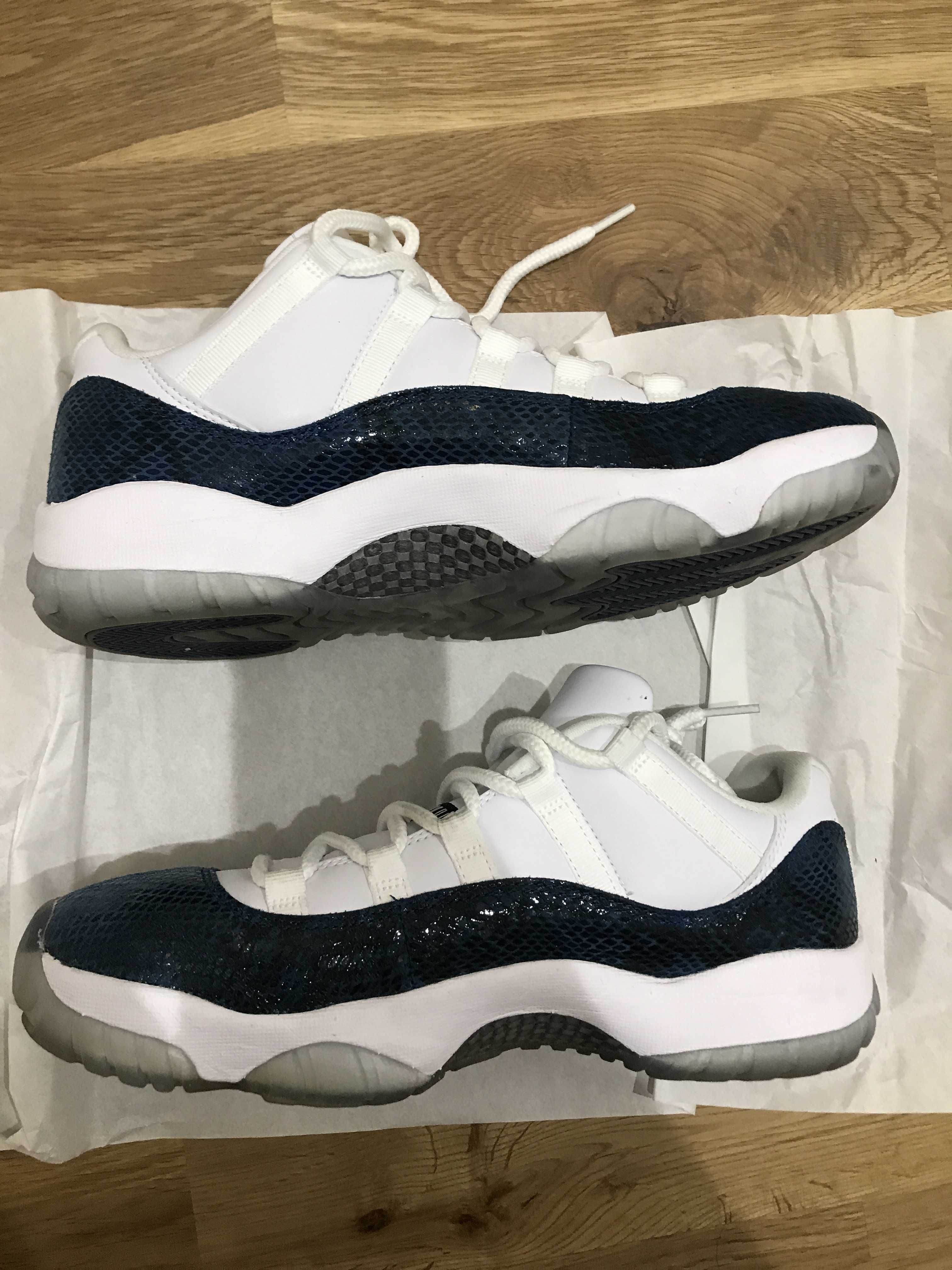 AIR JORDAN 11 LOW "SNAKESKIN"