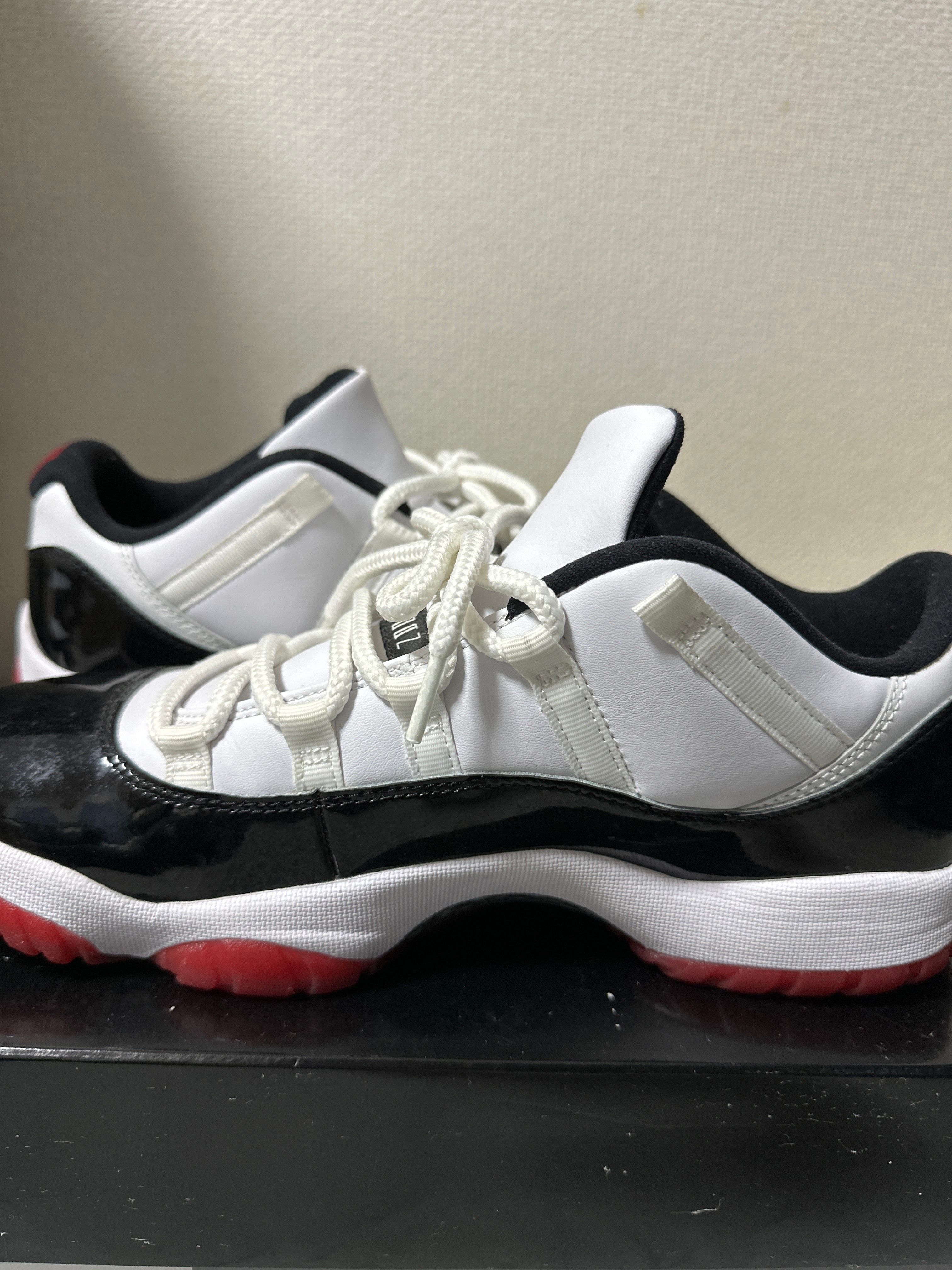 Nike Air Jordan 11 Low "Gym Red"