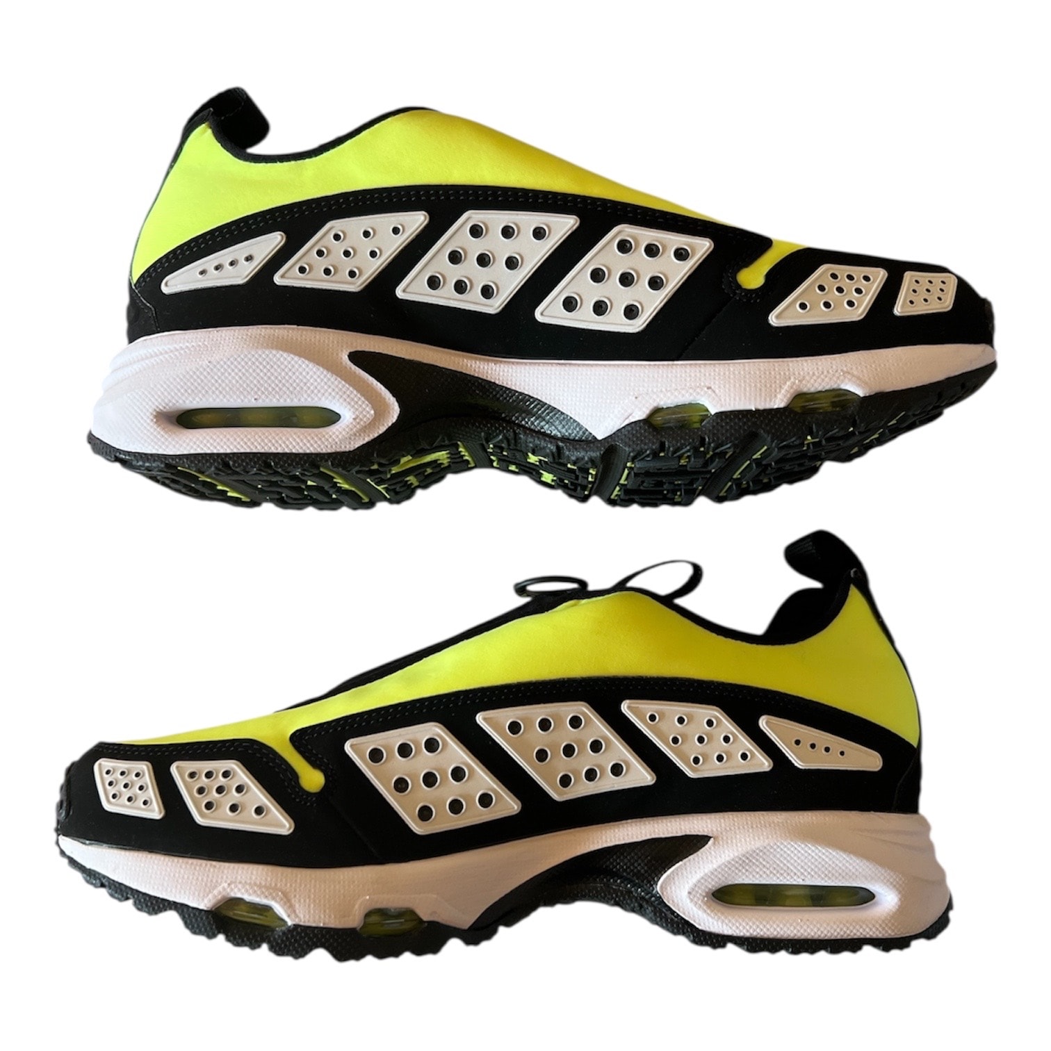 ナイキ ウィメンズ エアマックスサンダー "ボルト アンド ブラック"