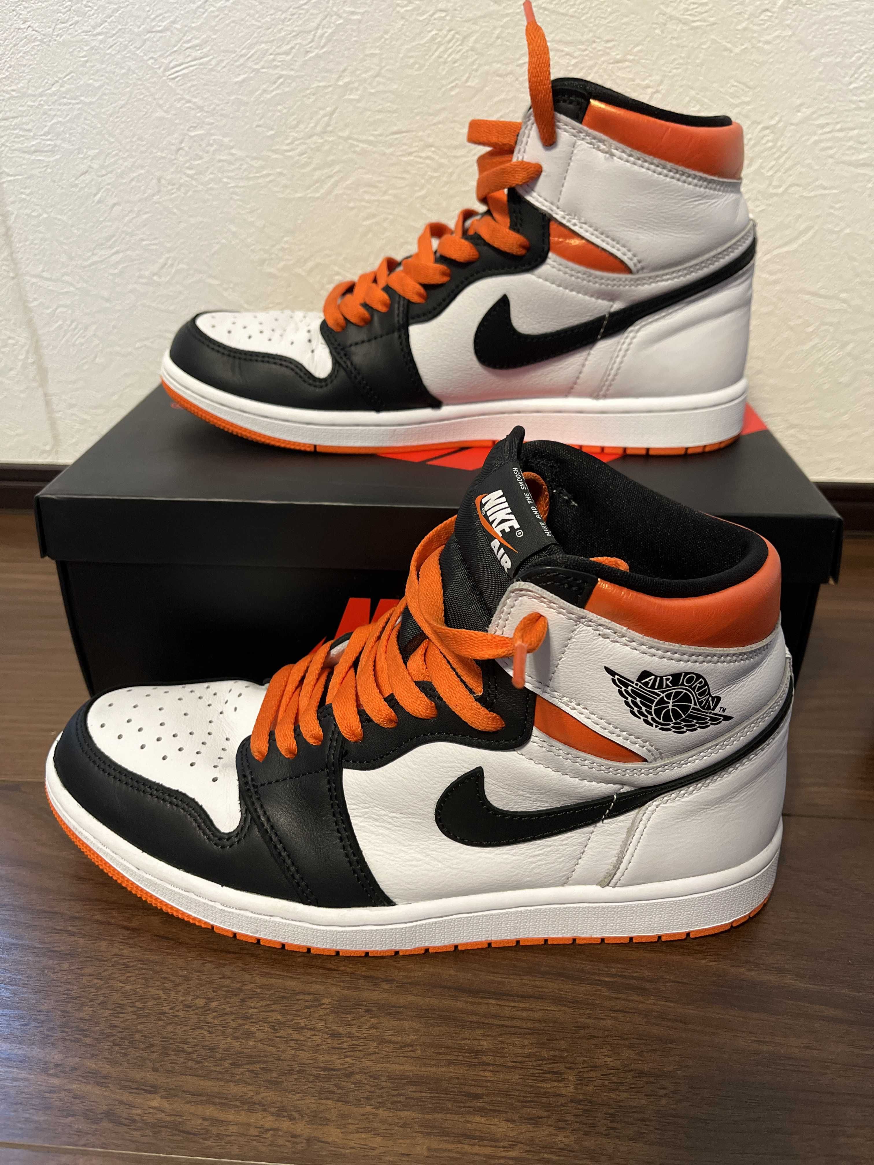 Nike Air Jordan 1 Retro High OG "Electro Orange"