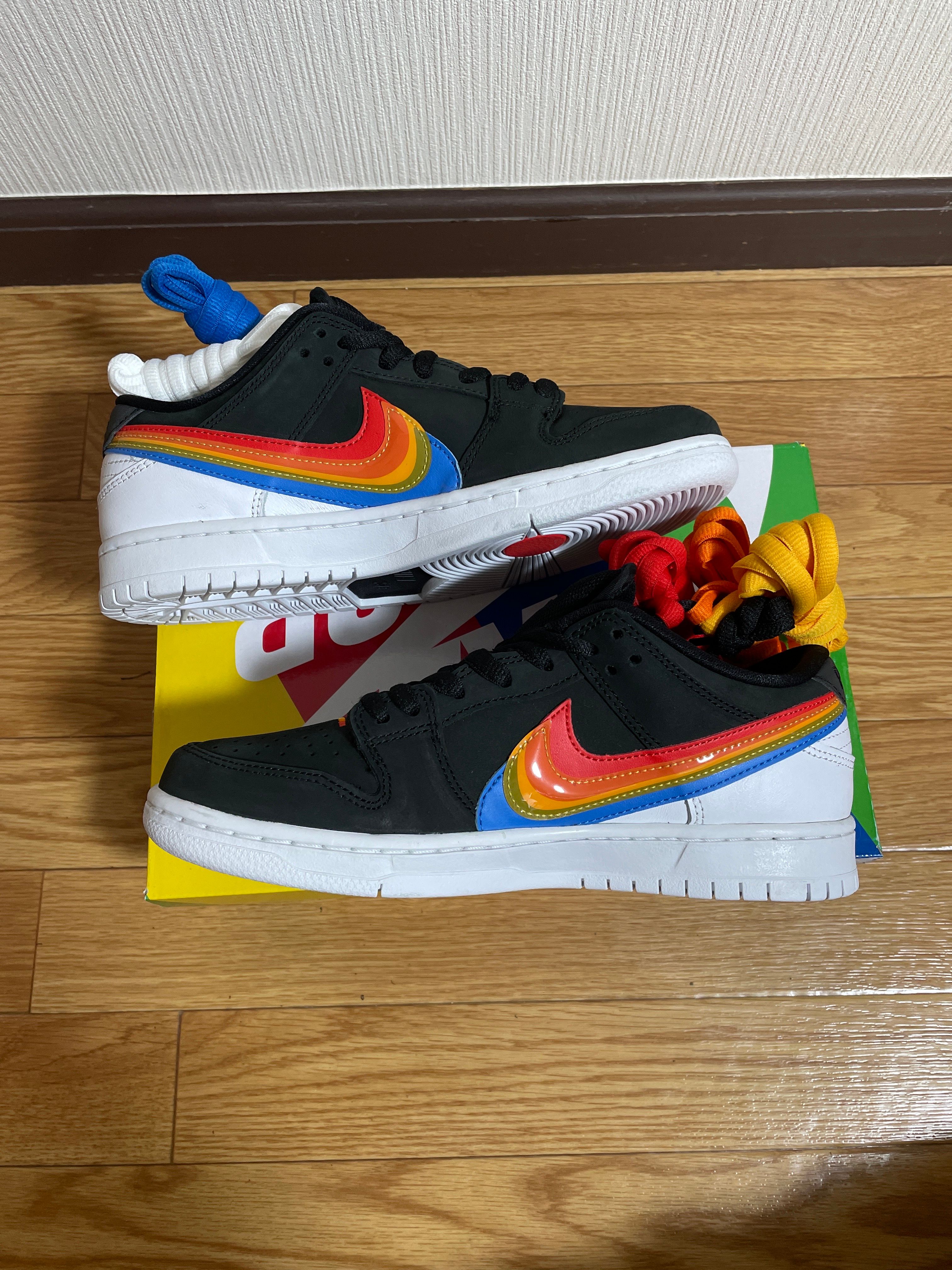 Polaroid × Nike SB Dunk Low Pro QS "Black/White"