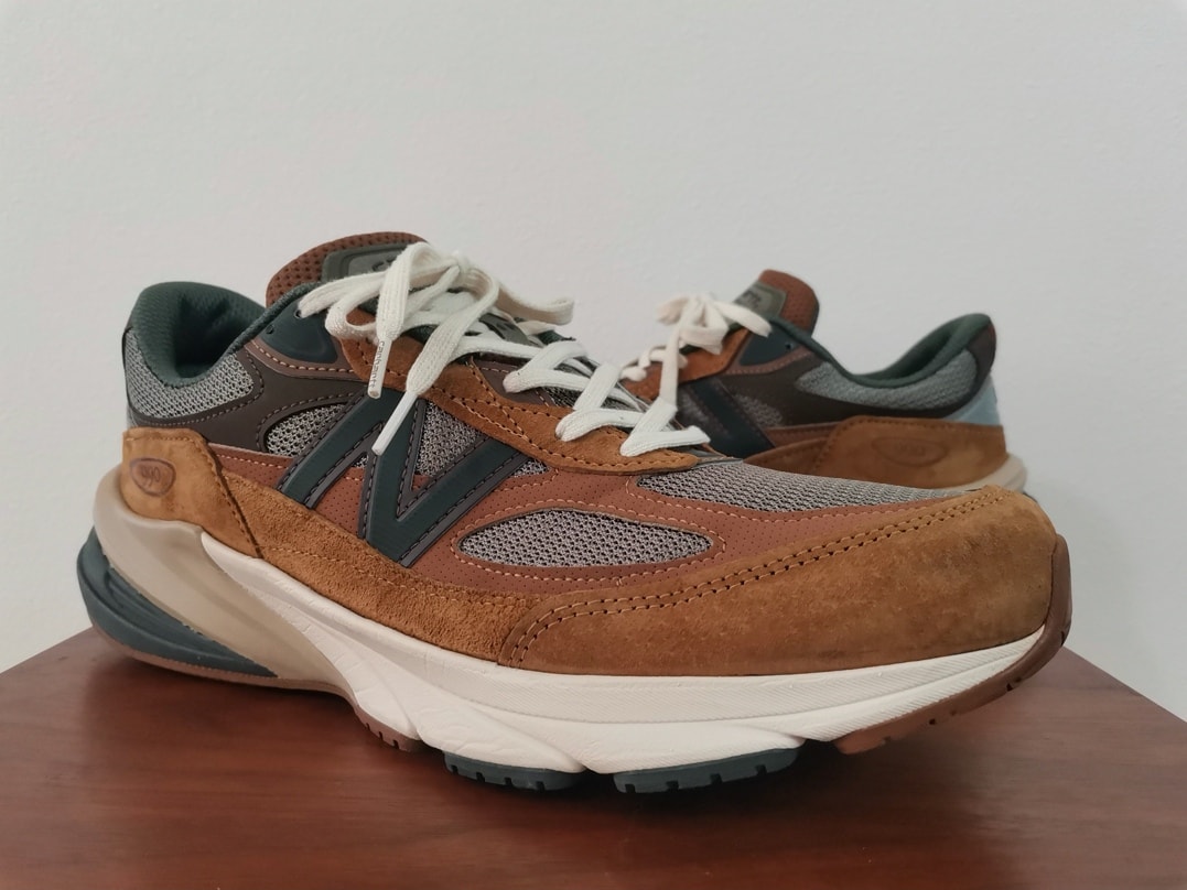 Carhartt WIP × New Balance 990V6 "Workwear" 