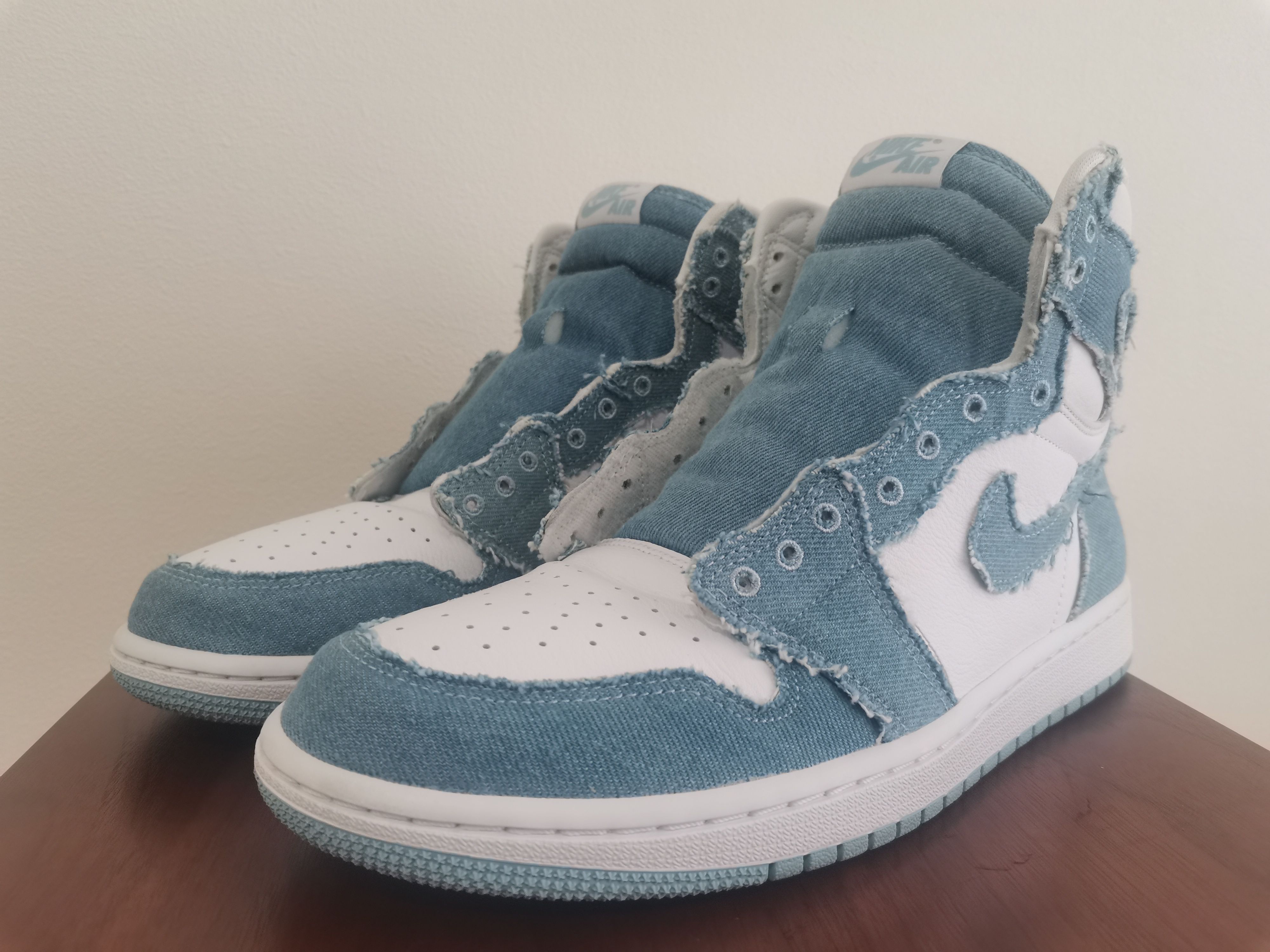 Nike Women's Air Jordan 1 High OG "Denim"