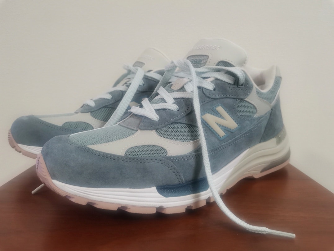 KITH × New Balance 992 "Aegean Blue/Shadow Gray"