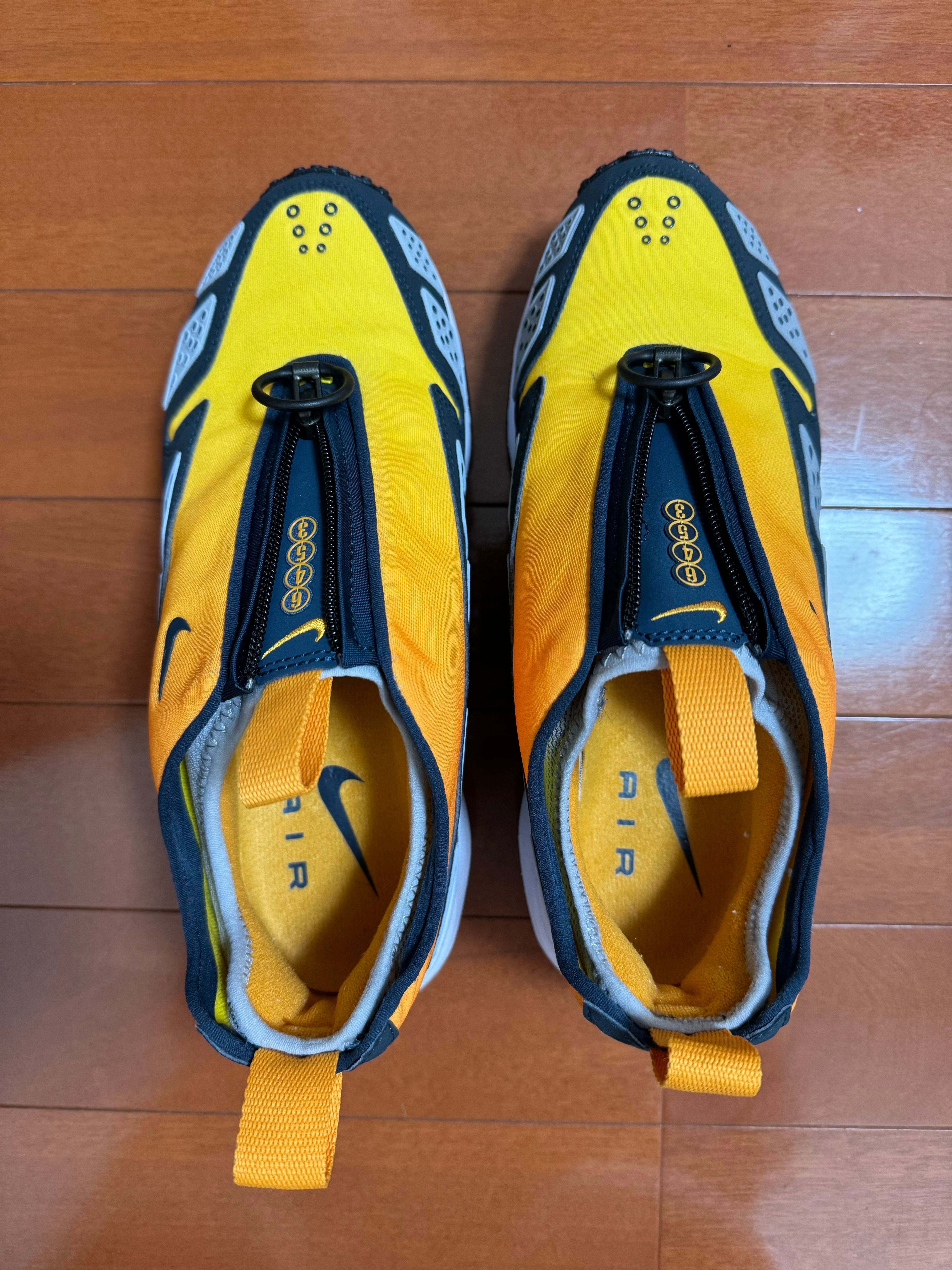 Nike Women's Air Max SNDR "Canyon Gold and Deep Ocean"