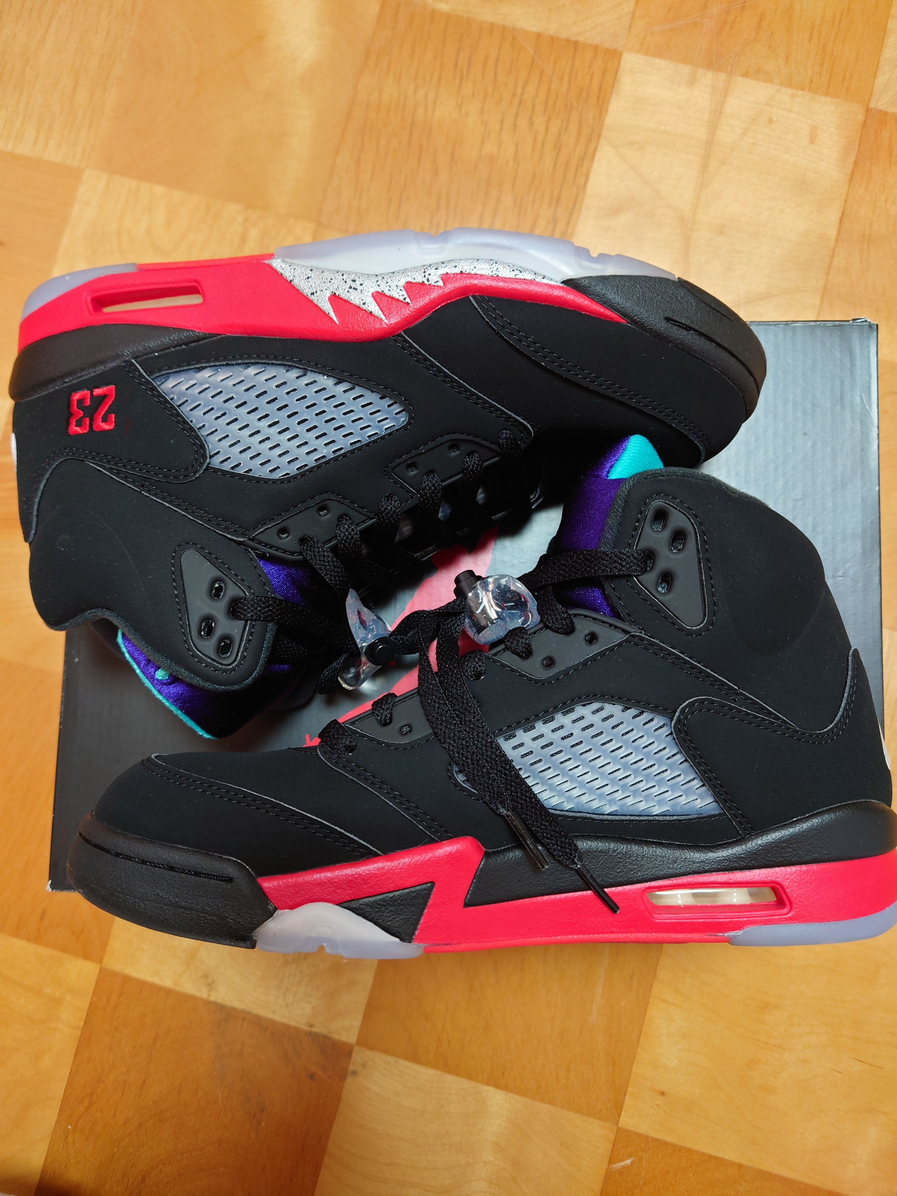 Nike Air Jordan 5 Retro "Top3" 