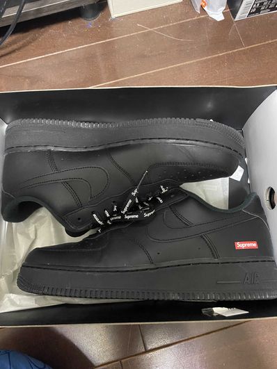 Supreme × Nike Air Force 1 Low "Black"