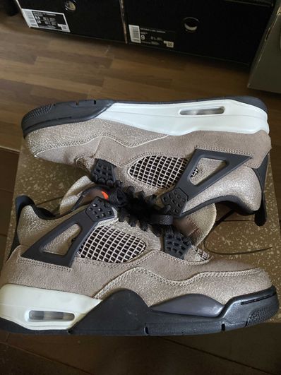Nike Air Jordan 4 "Taupe Haze"