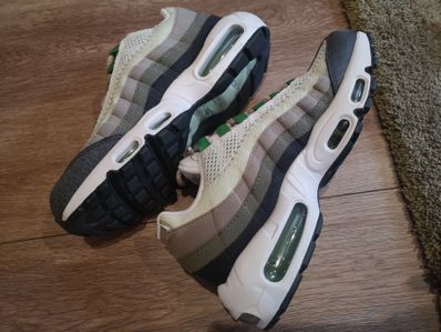 Nike Women's Air Max 95 "Earth Day"