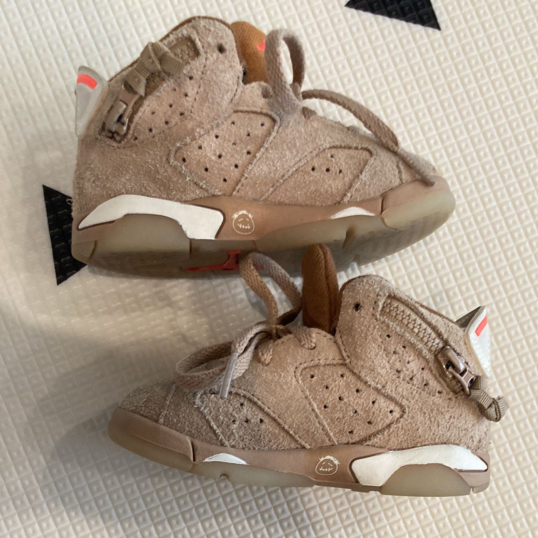 Travis Scott × Nike TD Air Jordan 6 "British Khaki"