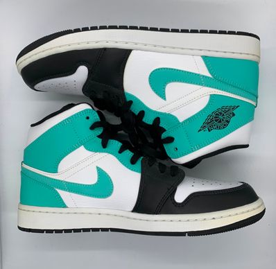 NIKE AIR JORDAN 1 MID "TROPICAL TWIST"