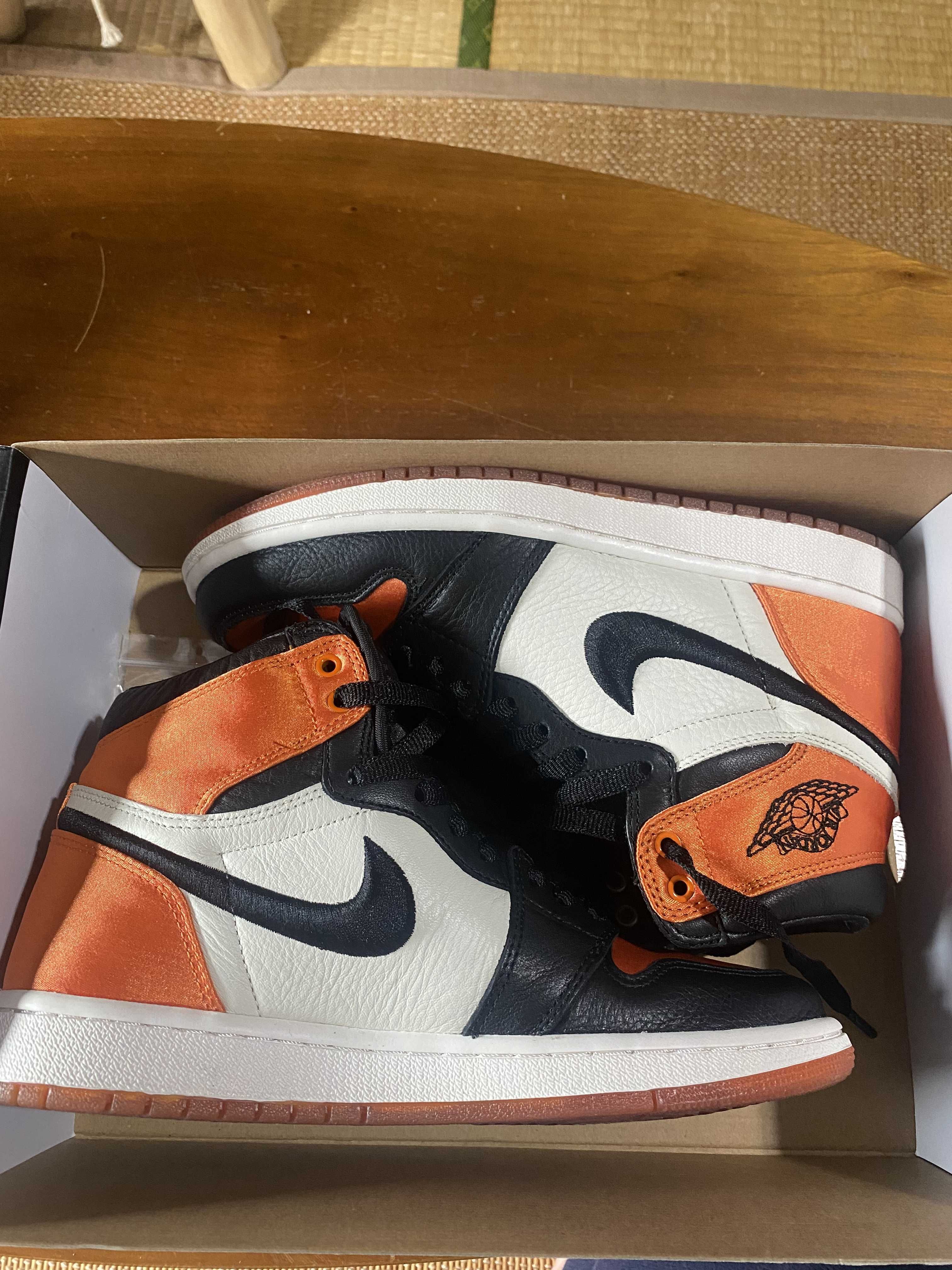 Nike Women's Air Jordan 1 High "Satin Shattered Backboard"
