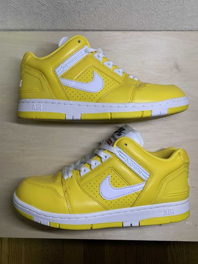 Supreme × Nike SB Air Force 2 "Varsity Maize"