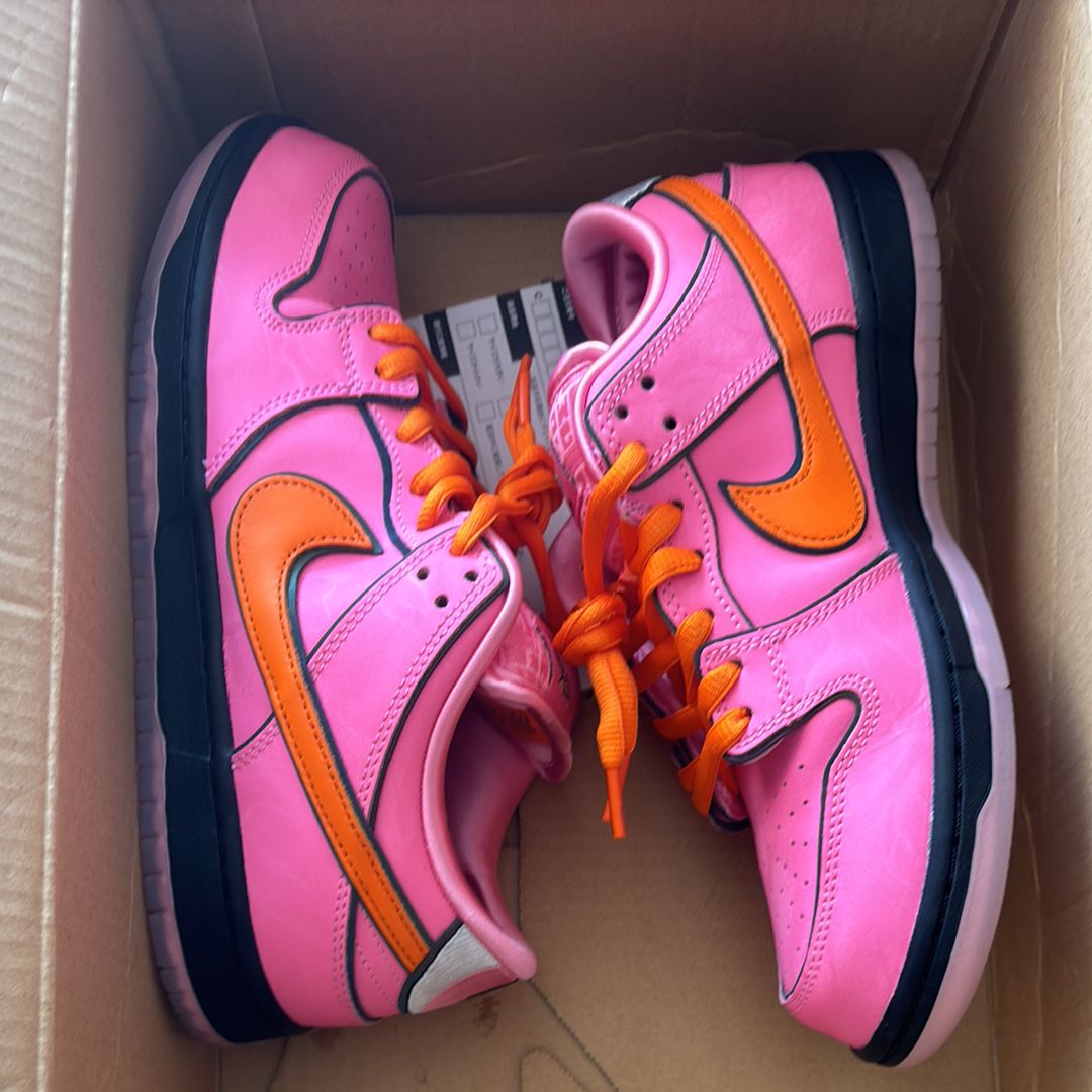 The Powerpuff Girls × Nike SB Dunk Low Pro QS "Blossom"