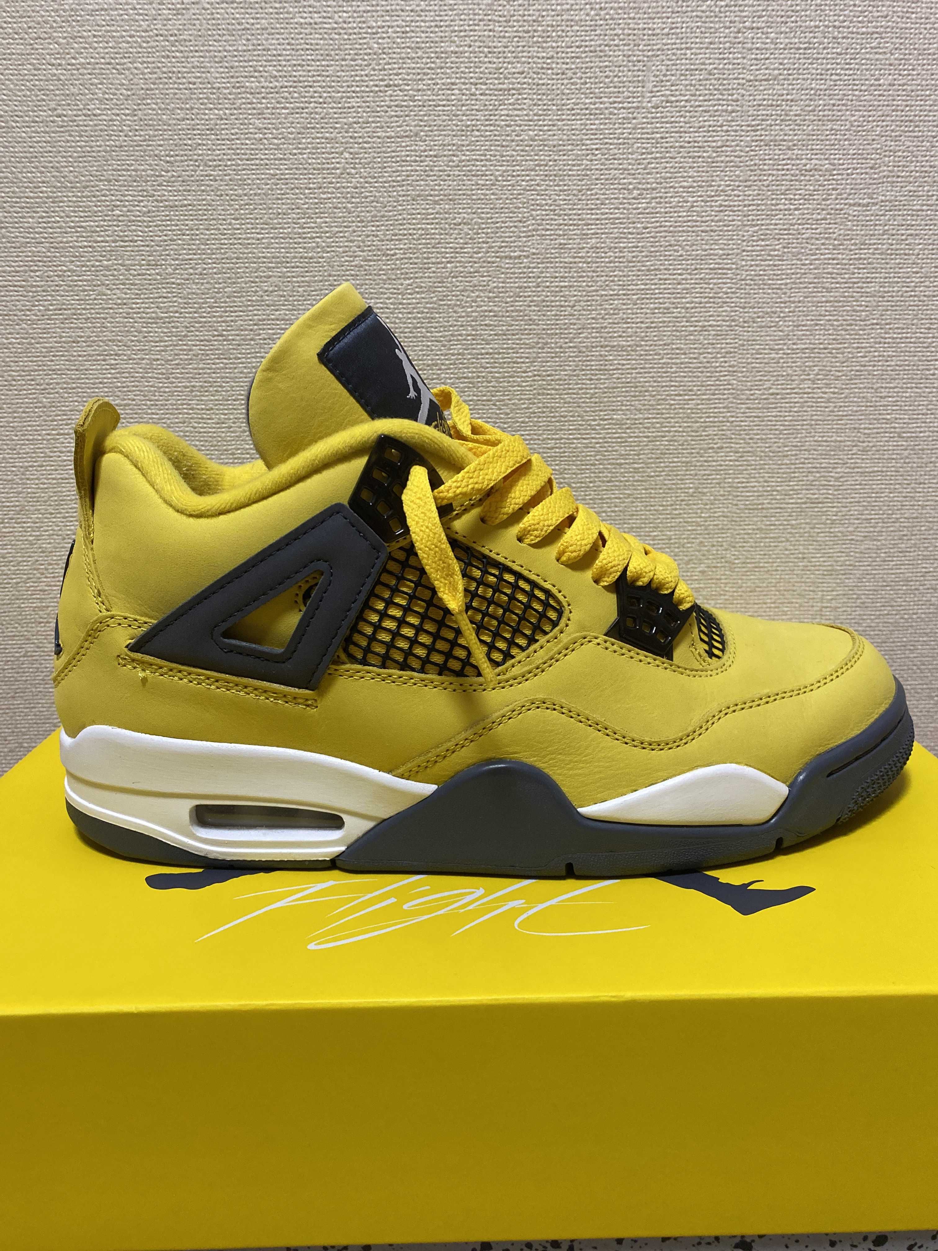 Nike Air Jordan 4 "Tour Yellow"