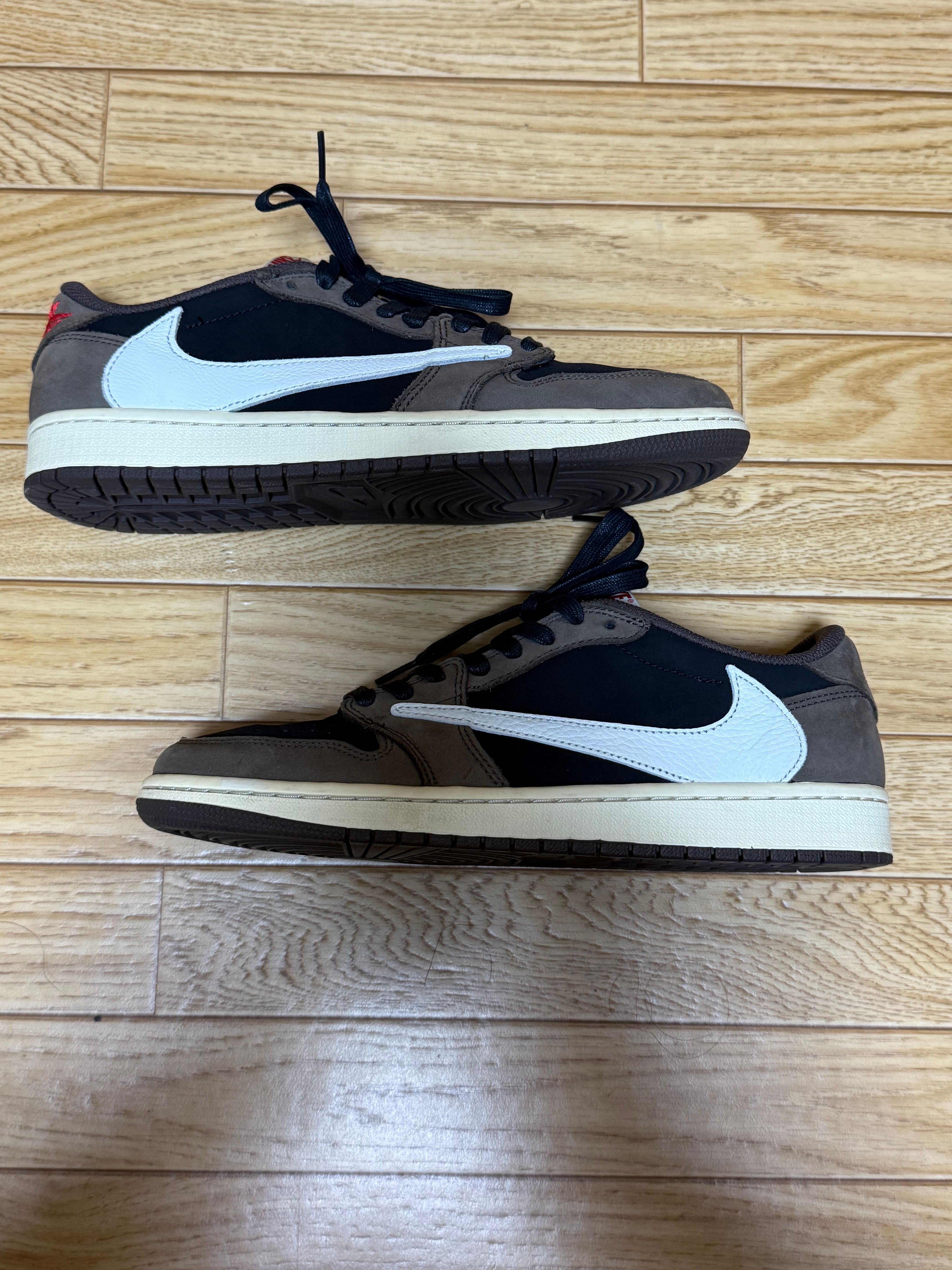 Travis Scott × Nike Air Jordan 1 Low OG SP-T  "Black/Dark Mocha"