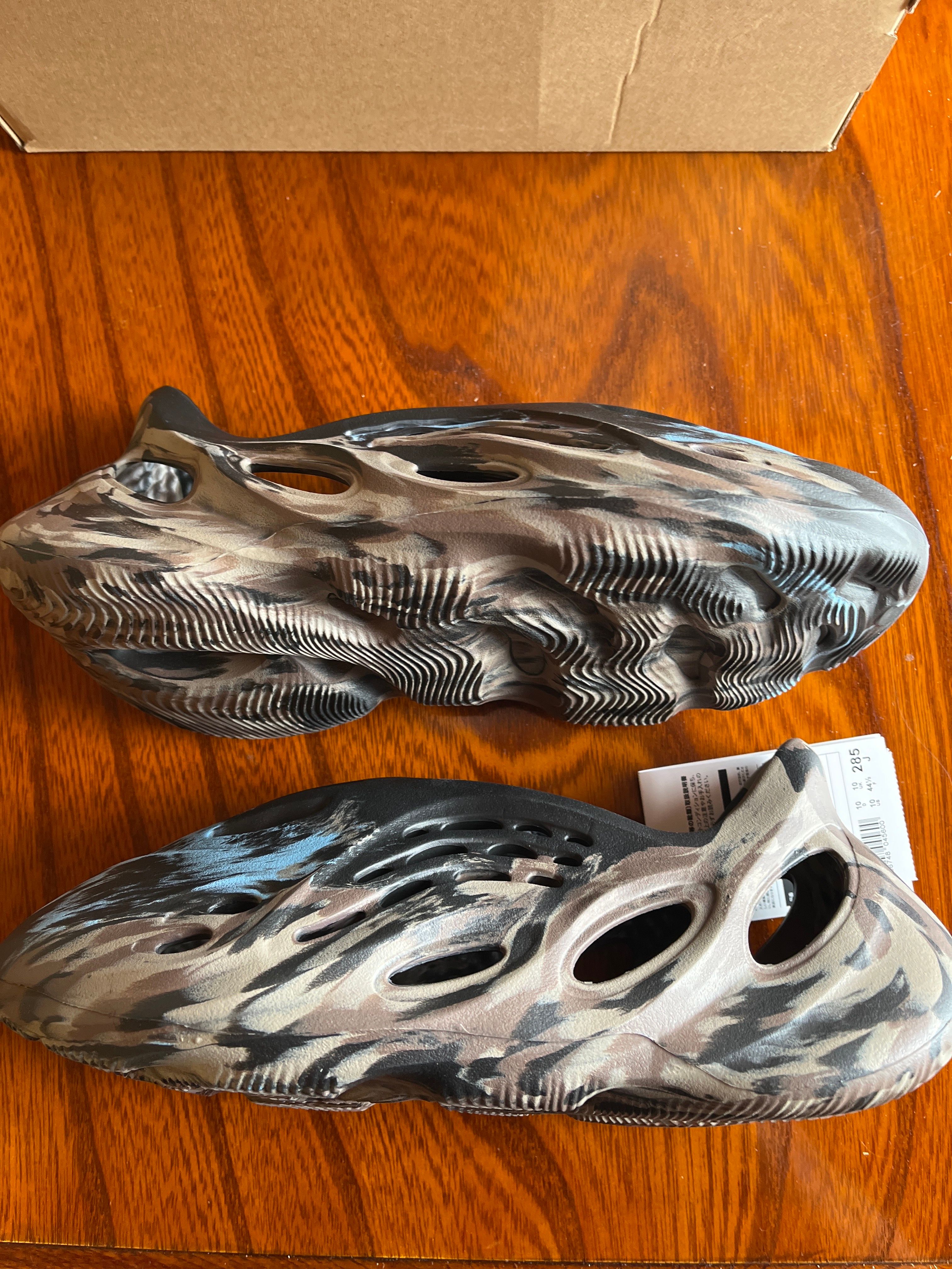 adidas YEEZY Foam Runner "MX Cinder"