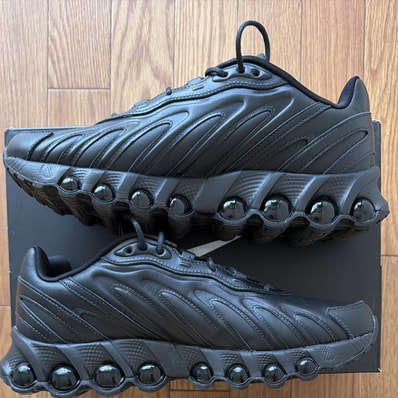 Nike Air Max DN8 "Leather/Triple Black"