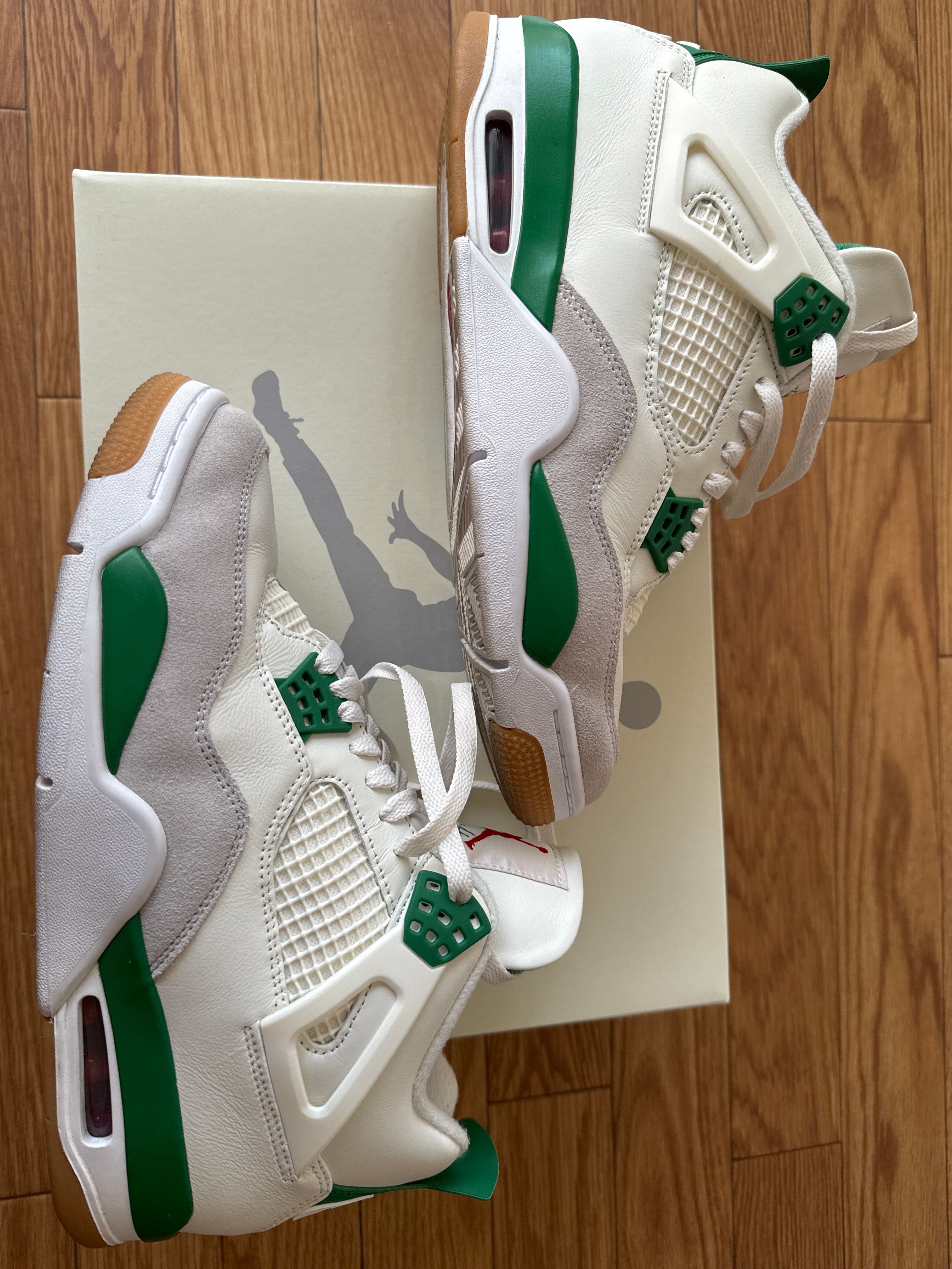 Nike SB × Air Jordan 4 Retro SP "Pine Green"