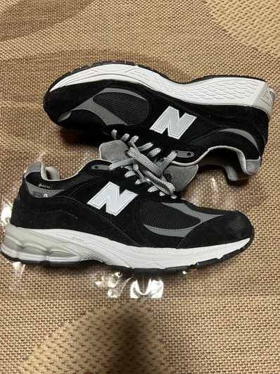 New Balance 2002R GORE-TEX "Black/Gray"