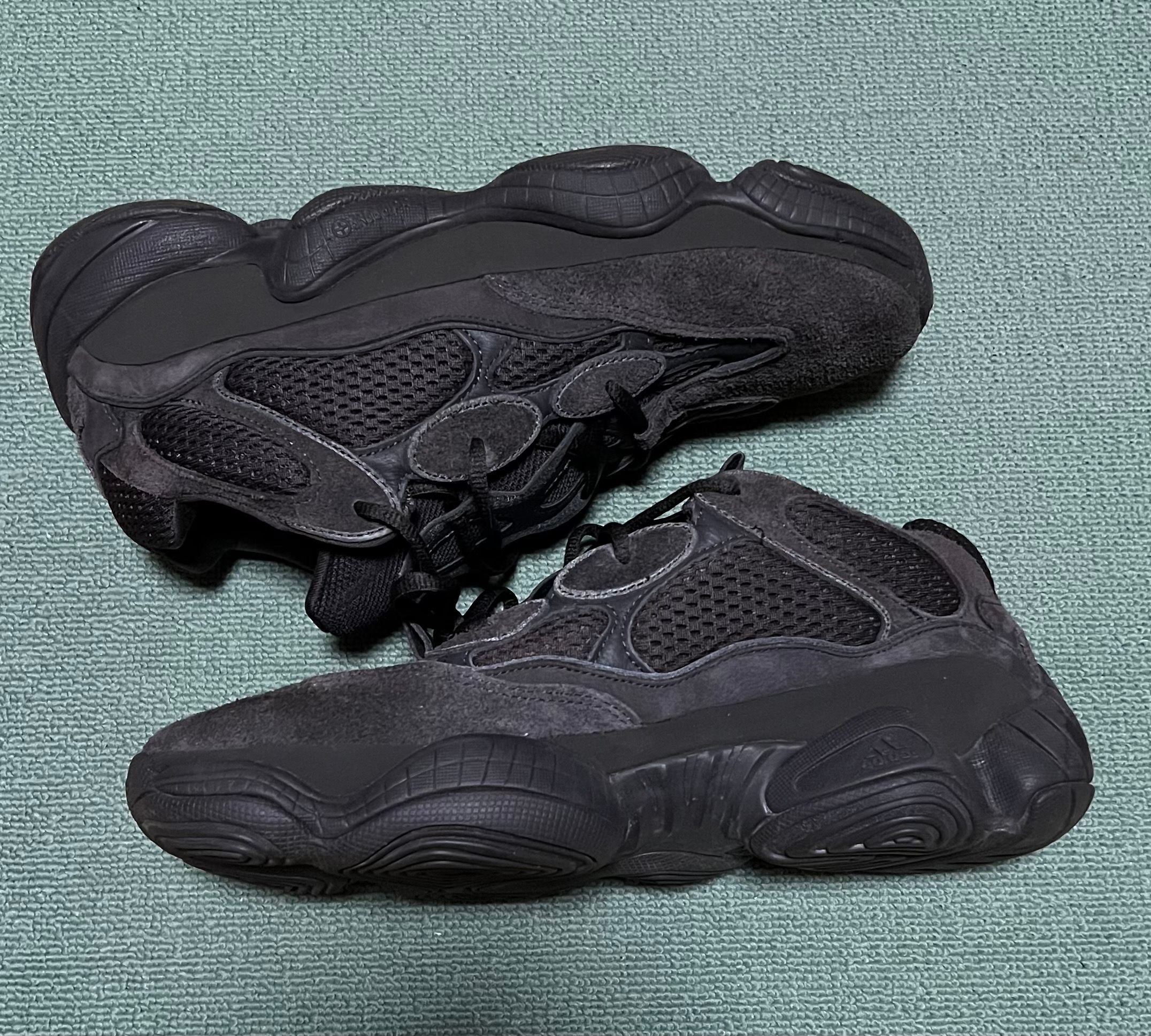 adidas YEEZY 500 "Utility Black"