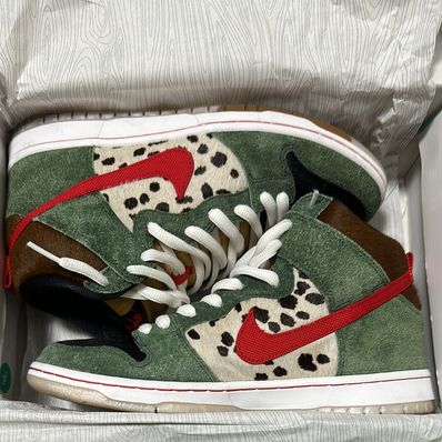 Nike SB Dunk High Pro QS "Dog Walker"