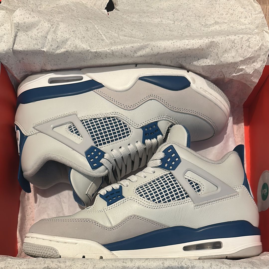Nike Air Jordan 4 Retro "Industrial Blue"