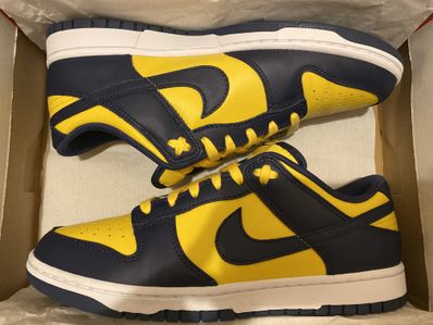 Nike Dunk Low "Michigan"