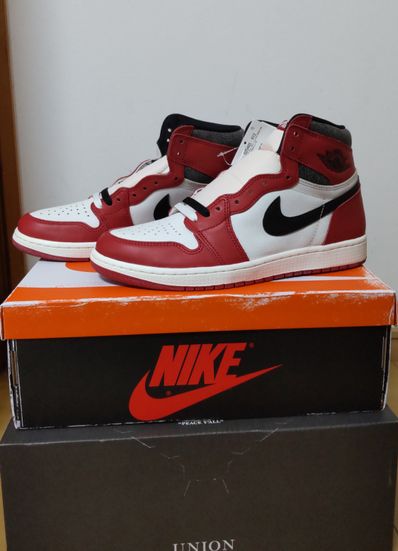 Nike Air Jordan 1 High OG "Lost & Found/Chicago"