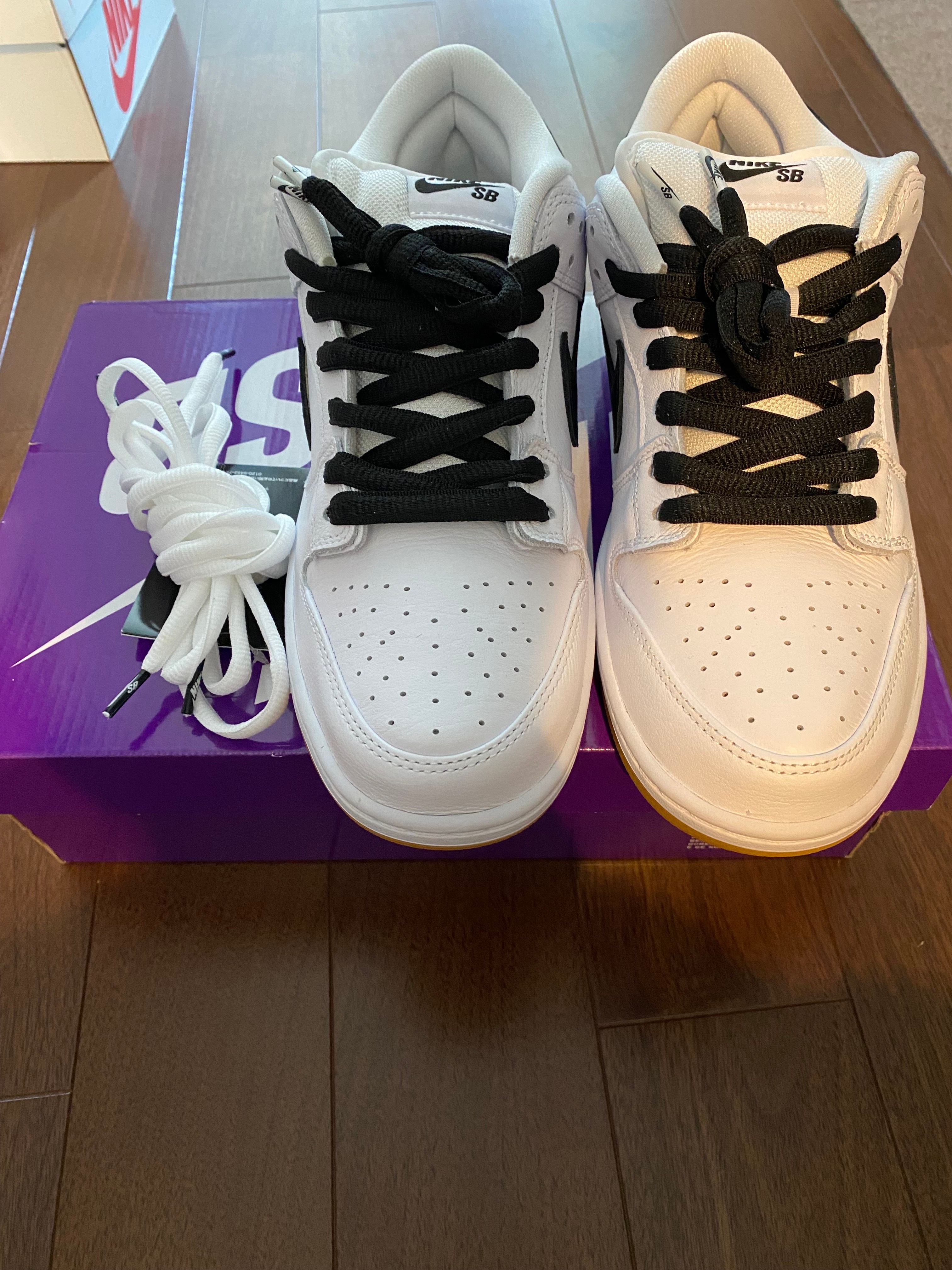 Nike SB Dunk Low Pro "White/Black-White-Gum Light Brown"