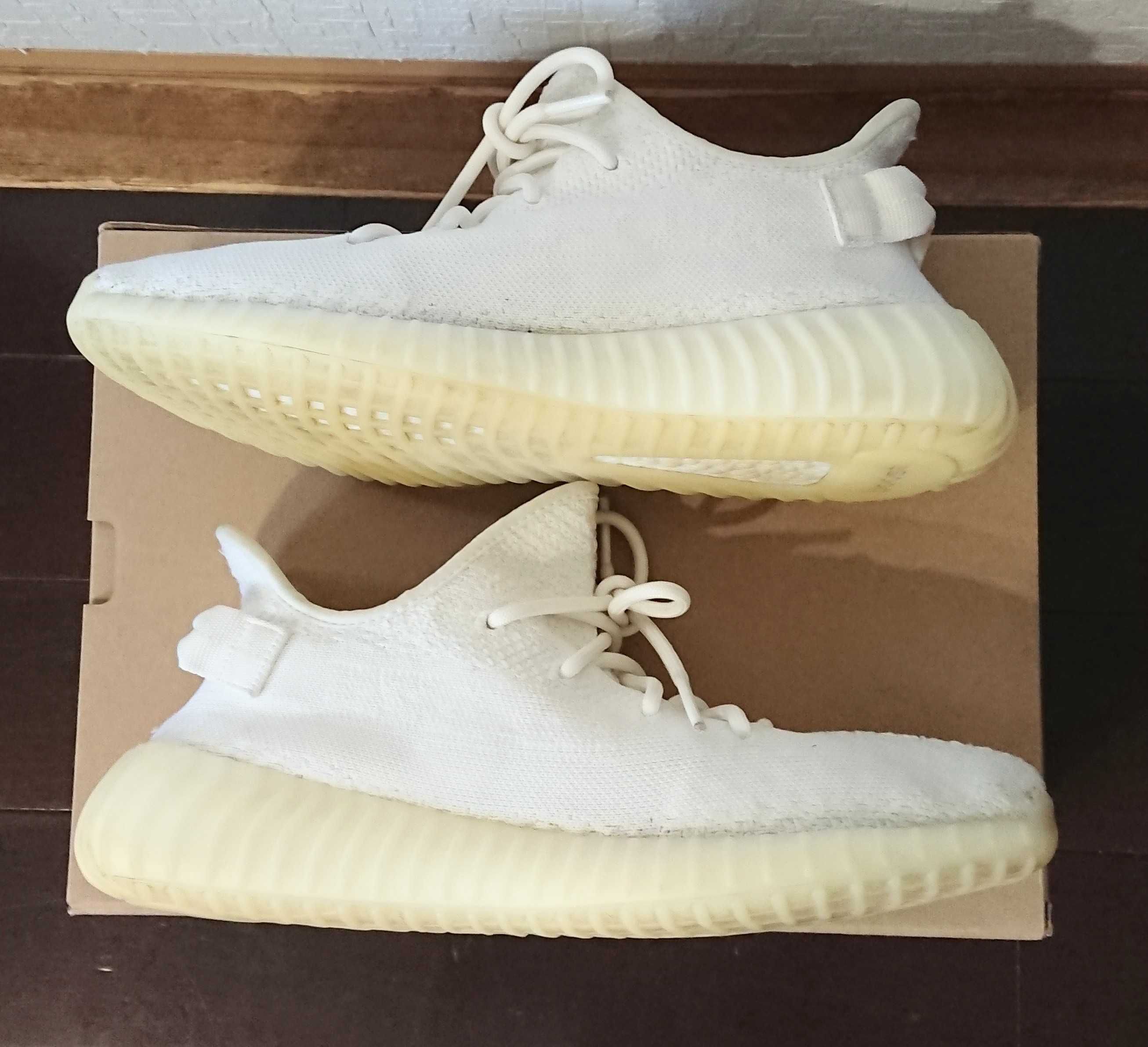 adidas YEEZY Boost 350 V2 "Cream White"