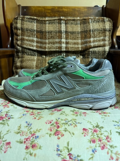 Patta × New Balance 990V3 Keep Your Family Close "Olive"